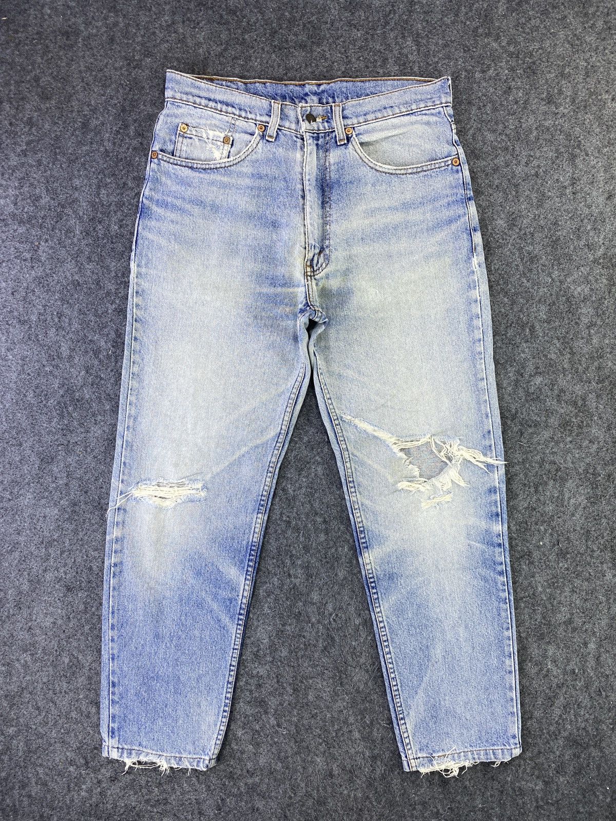 Levi's Vintage Levi's Jeans Distress Blue Wash - J824 Size US 30 / EU 46 - 1 Thumbnail