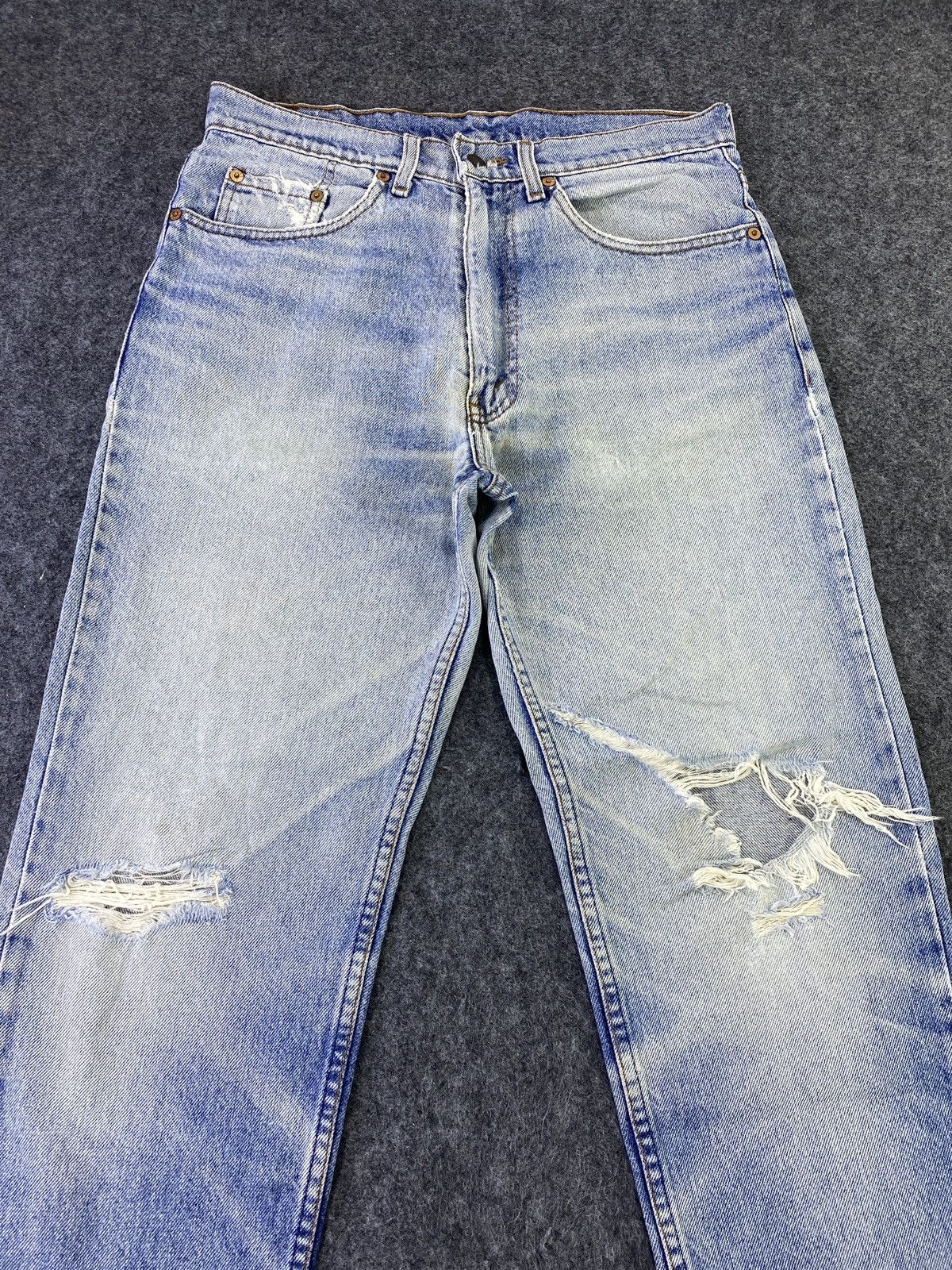 Levi's Vintage Levi's Jeans Distress Blue Wash - J824 Size US 30 / EU 46 - 9 Thumbnail