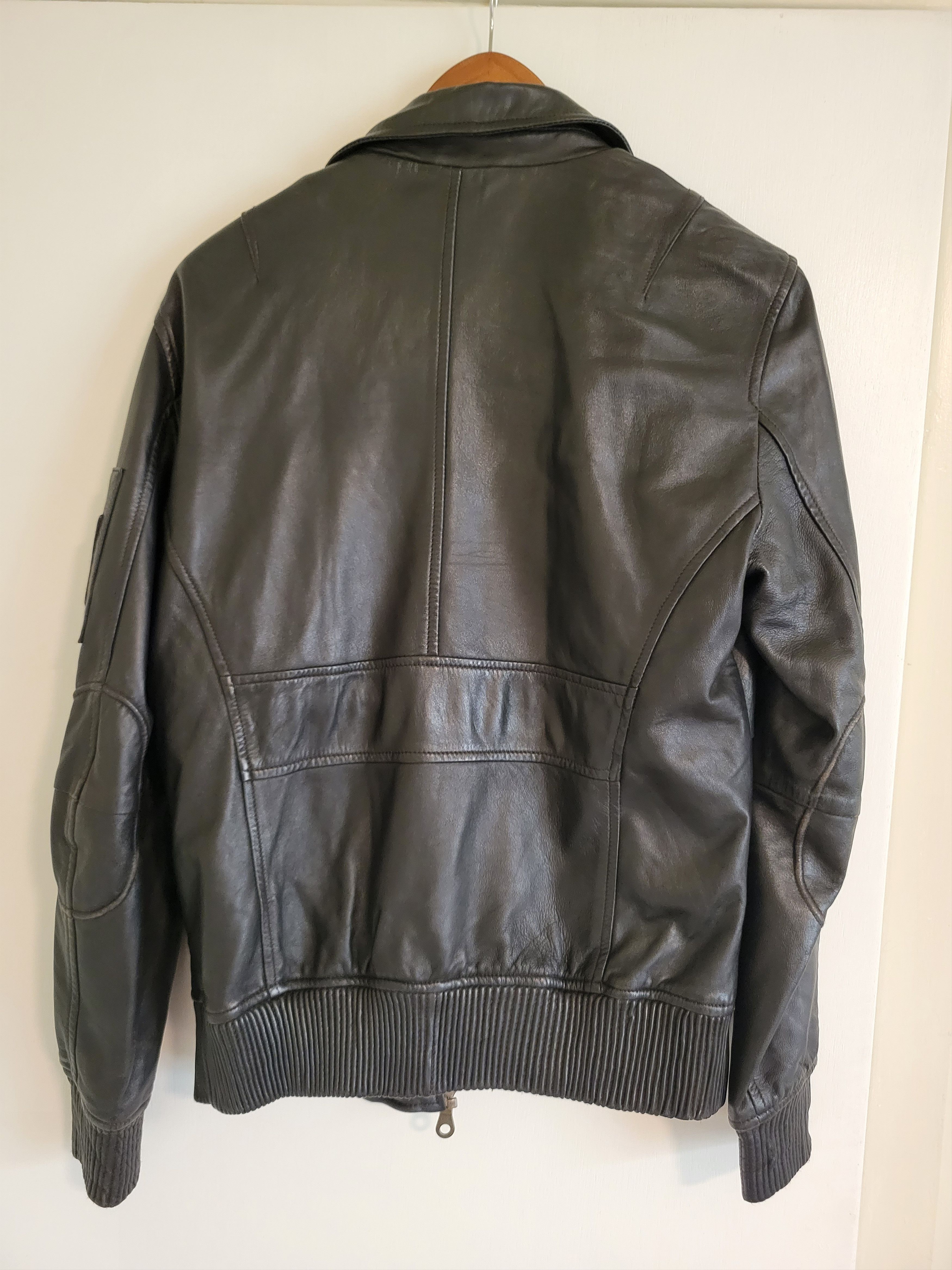 Designer Calfskin Leather Jacket Size US M / EU 48-50 / 2 - 2 Preview