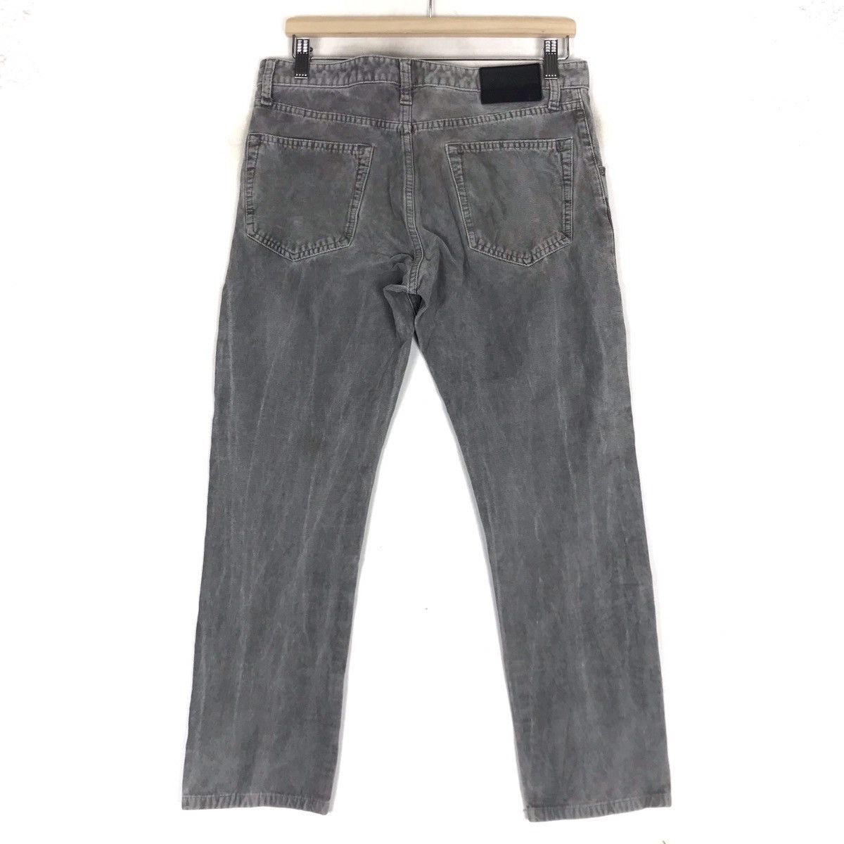Jun Takahashi × Undercover × Uniqlo Uniqlo Undercover by Jun Takahashi Cropped Corduroy Pants Size US 31 - 2 Thumbnail