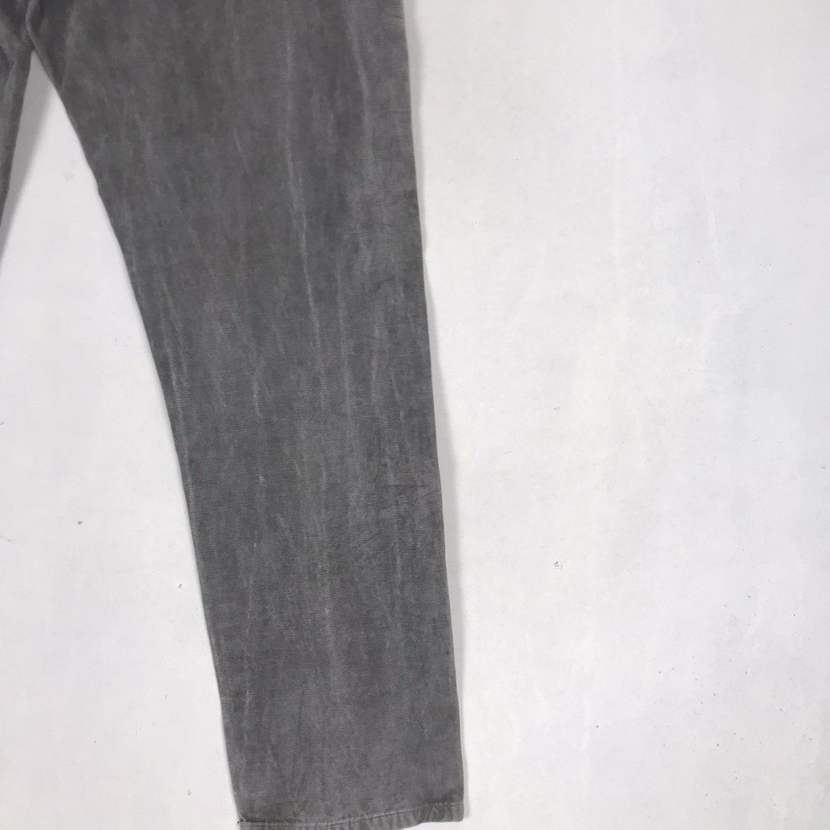 Jun Takahashi × Undercover × Uniqlo Uniqlo Undercover by Jun Takahashi Cropped Corduroy Pants Size US 31 - 11 Thumbnail