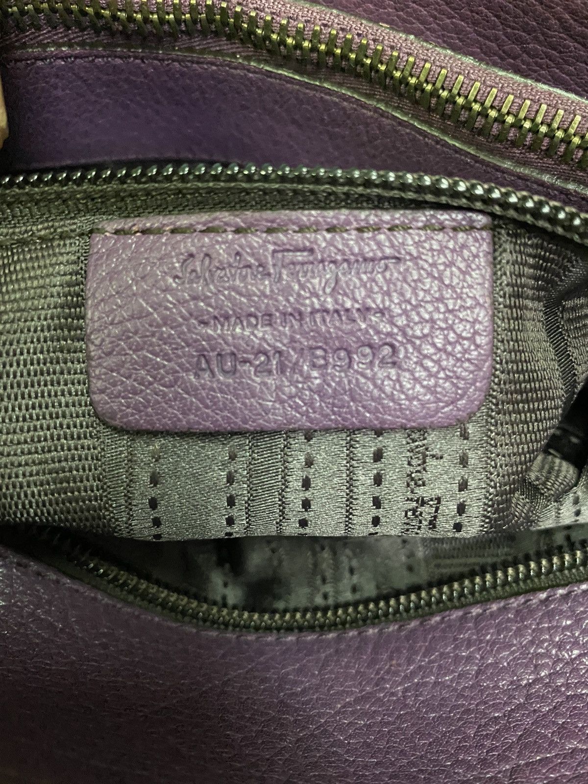 Salvatore Ferragamo AUTHENTIC SALVATORE FERRAGAMO BETULLA LEATHER TOTE Size ONE SIZE - 16 Thumbnail