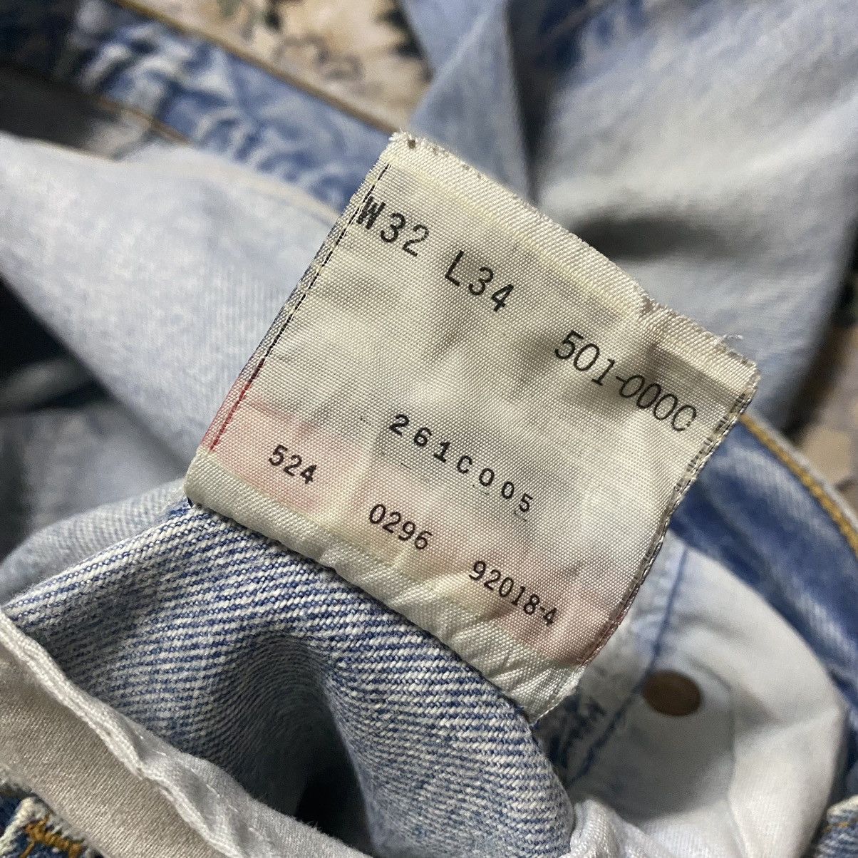 Levi's Vintage Levis 501xx Distressed Jeans 31x32 Made in USA Size US 31 - 21 Thumbnail