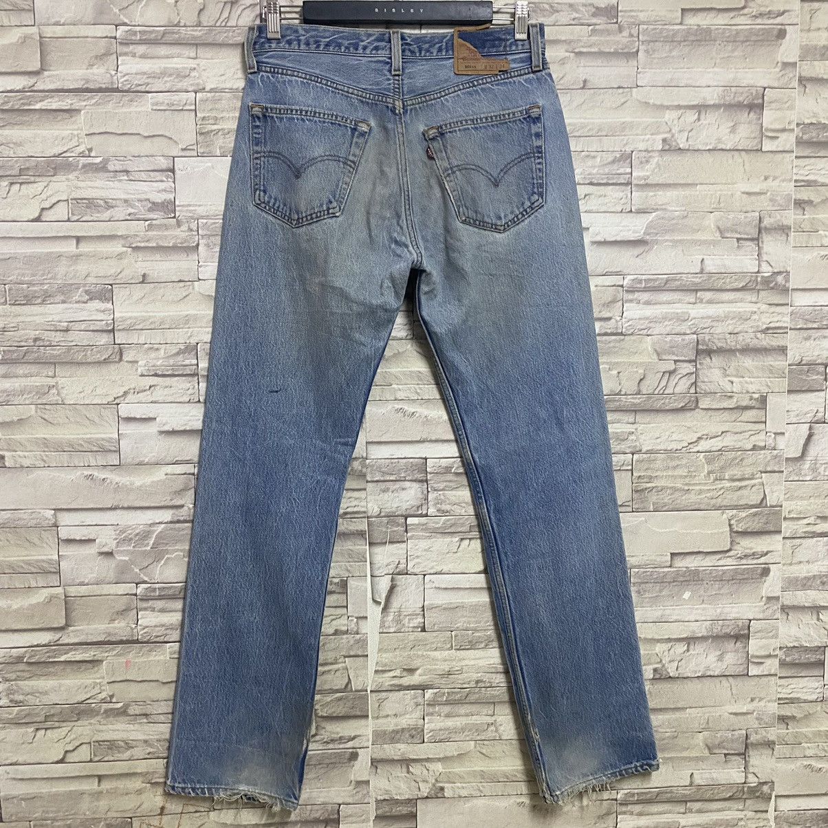 Levi's Vintage Levis 501xx Distressed Jeans 31x32 Made in USA Size US 31 - 11 Thumbnail