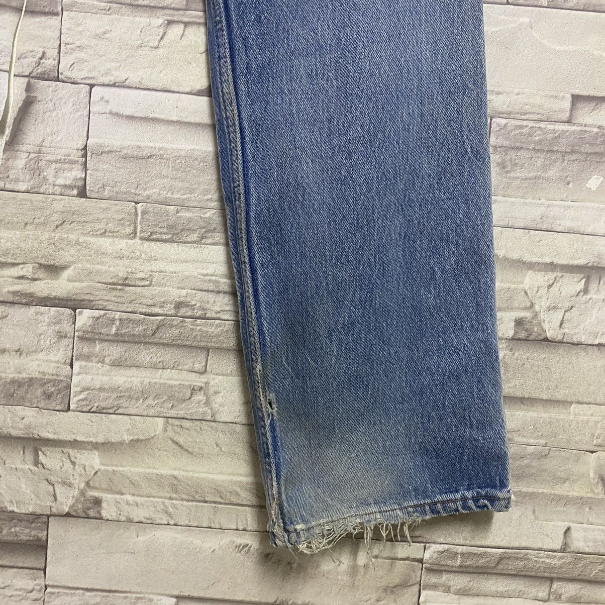 Levi's Vintage Levis 501xx Distressed Jeans 31x32 Made in USA Size US 31 - 17 Thumbnail