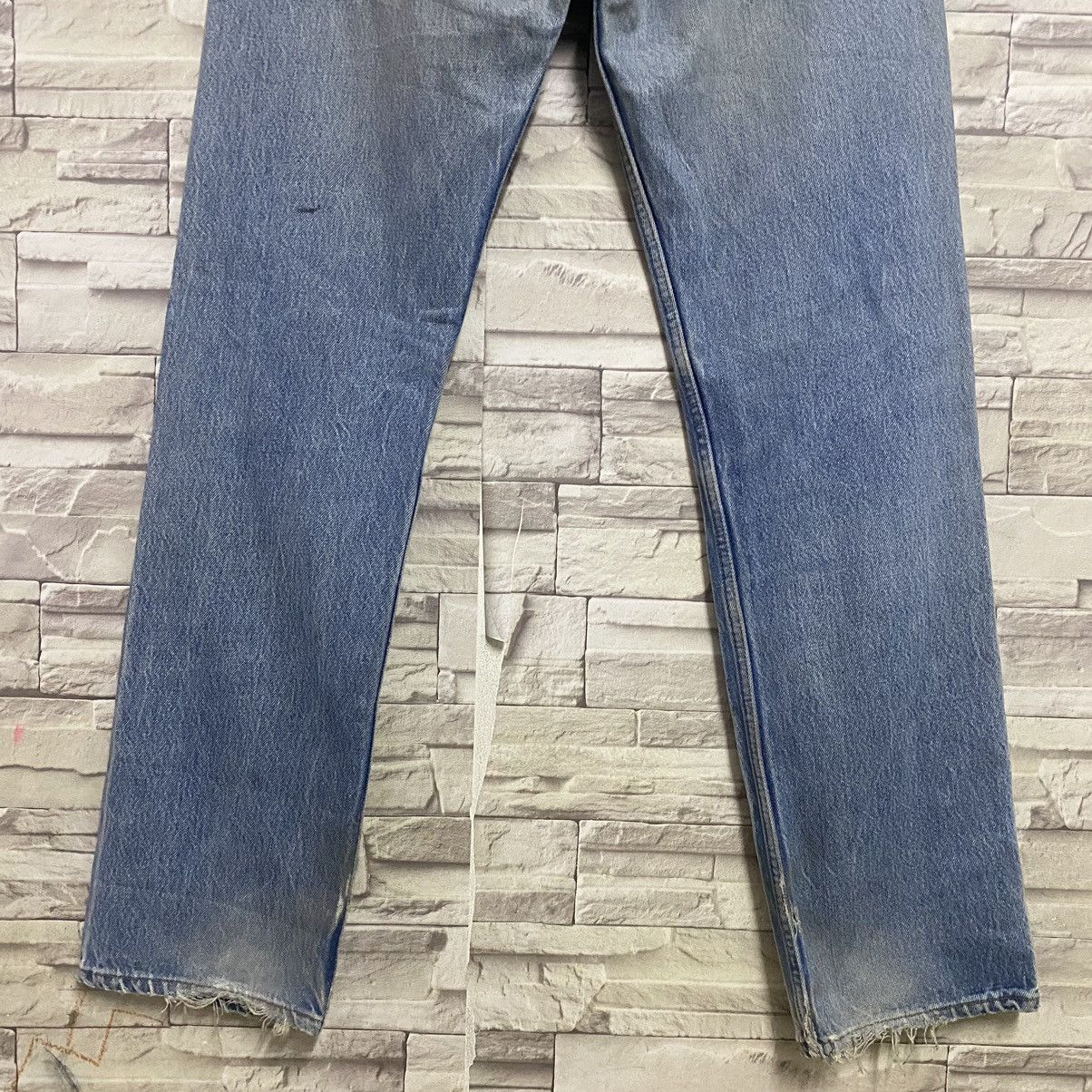 Levi's Vintage Levis 501xx Distressed Jeans 31x32 Made in USA Size US 31 - 15 Thumbnail
