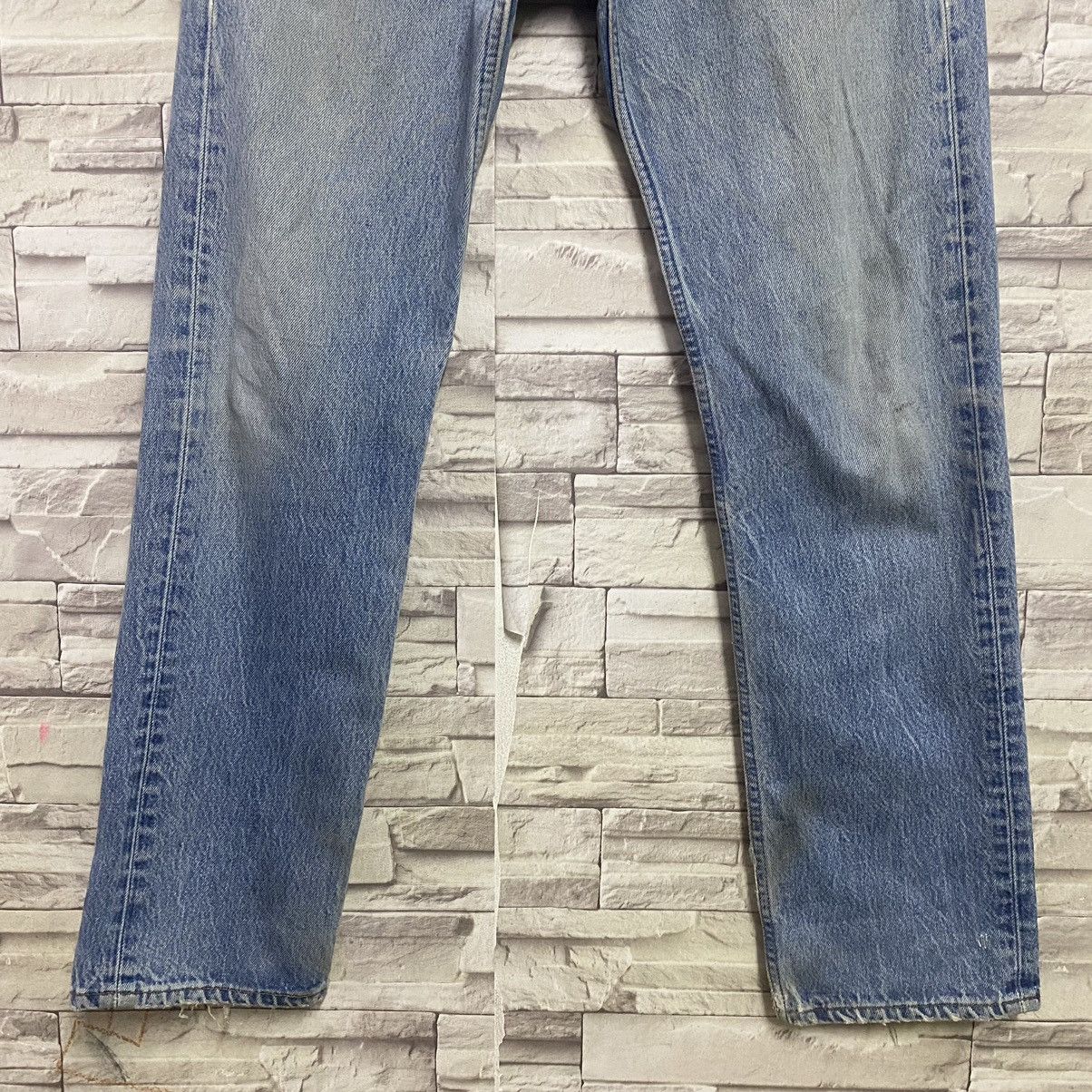 Levi's Vintage Levis 501xx Distressed Jeans 31x32 Made in USA Size US 31 - 8 Thumbnail