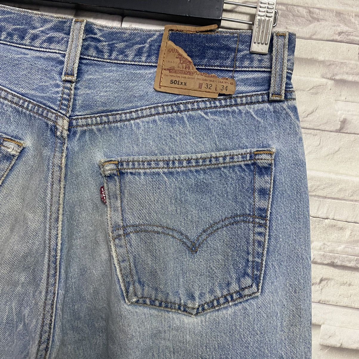 Levi's Vintage Levis 501xx Distressed Jeans 31x32 Made in USA Size US 31 - 13 Thumbnail