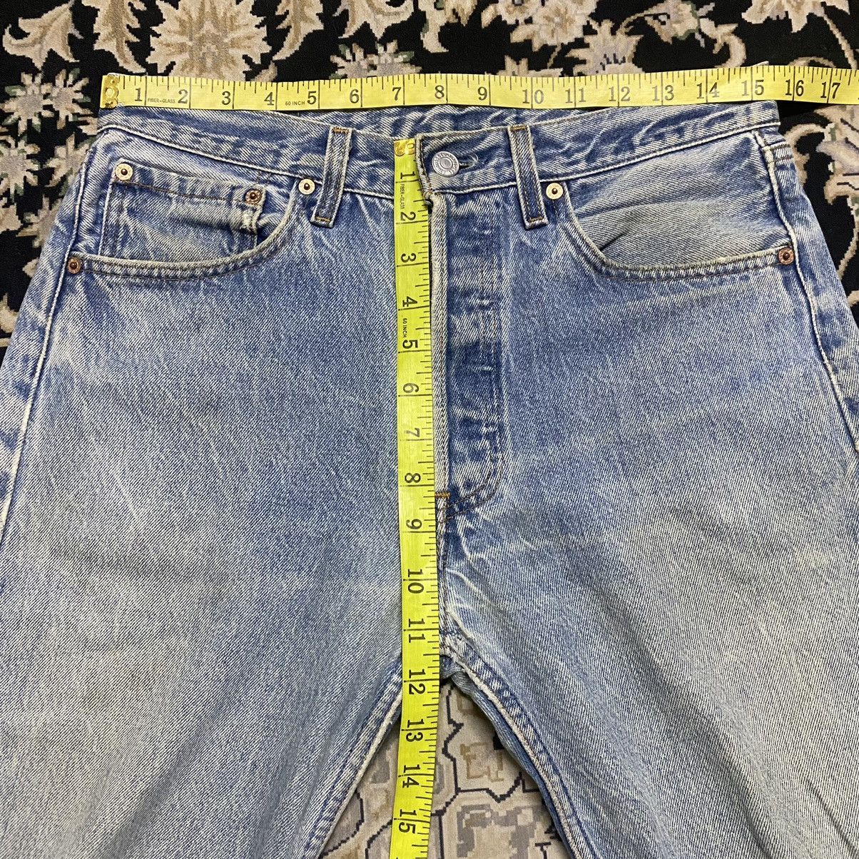 Levi's Vintage Levis 501xx Distressed Jeans 31x32 Made in USA Size US 31 - 22 Thumbnail