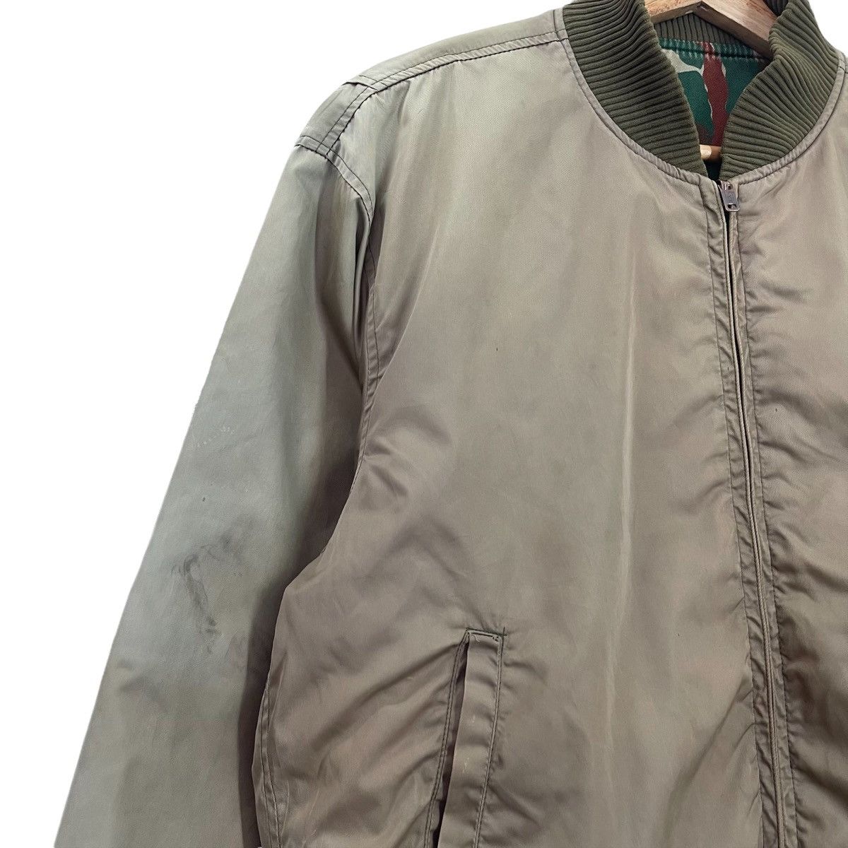 Vintage Vintage Army Style Jacket Riversible Army Jacket Size M Size US M / EU 48-50 / 2 - 10 Thumbnail