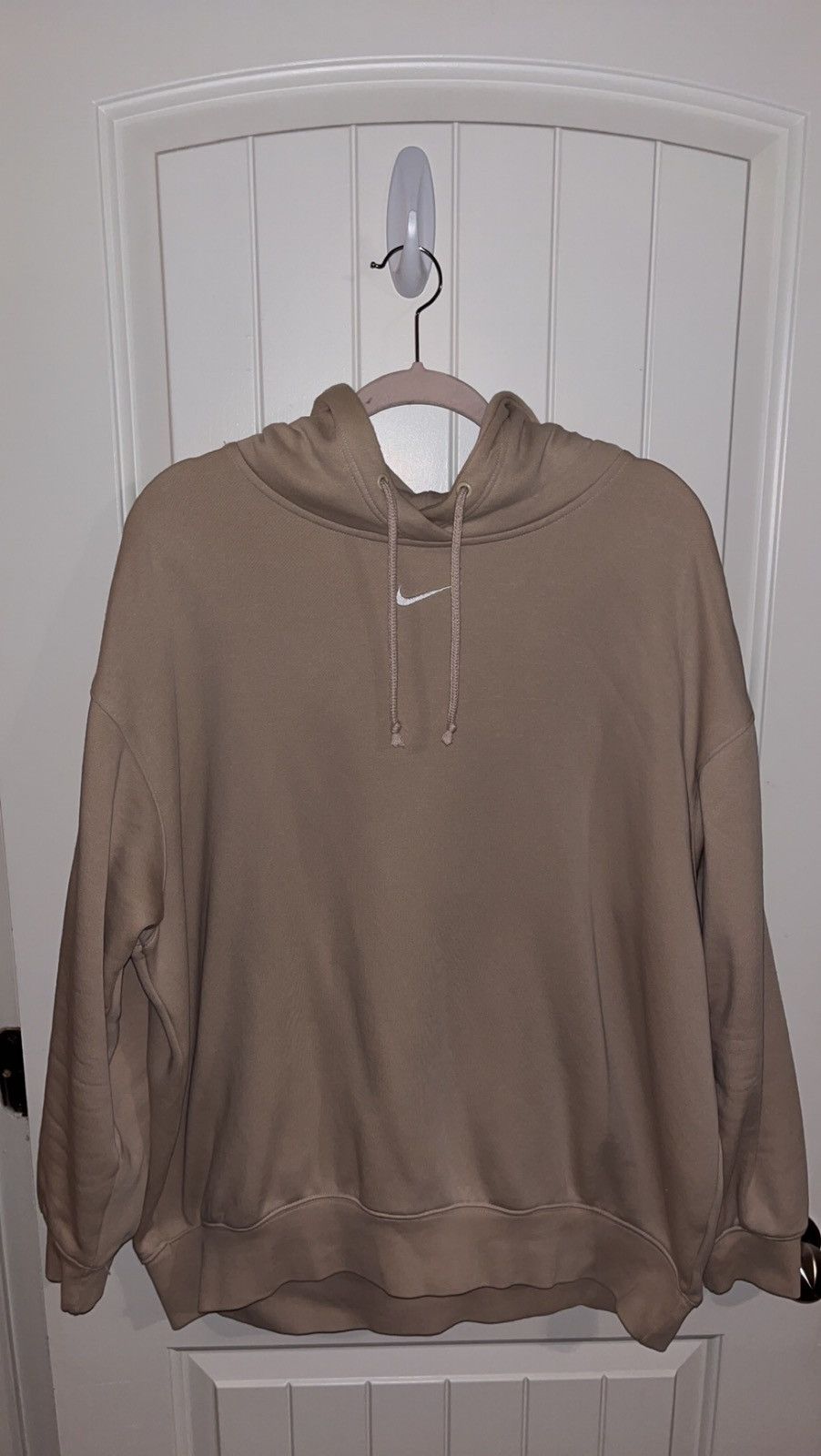 cream middle swoosh hoodie
