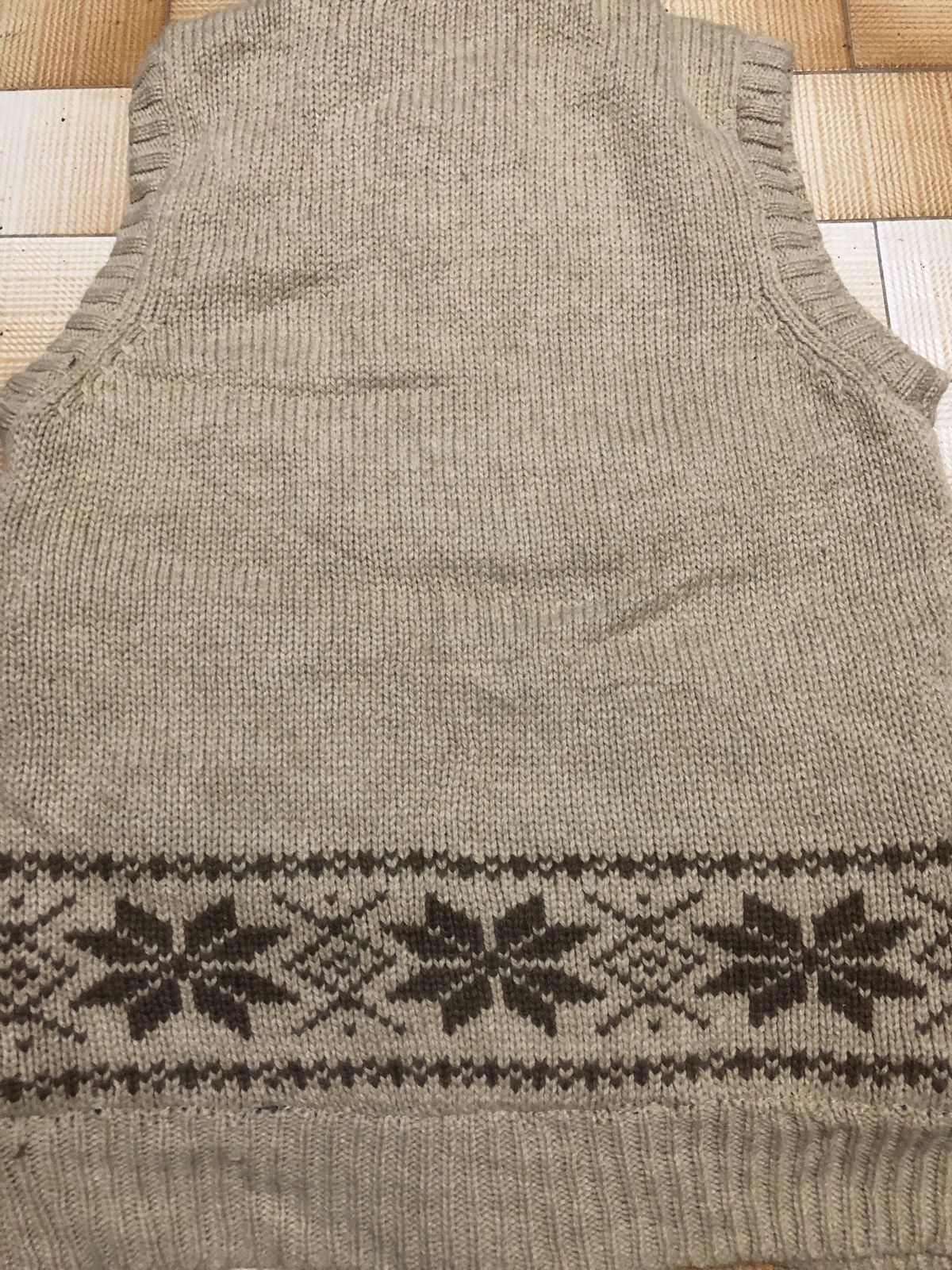 Japanese Brand Vintage Knitwear Vest Outdoor Winter Style Size US M / EU 48-50 / 2 - 5 Thumbnail