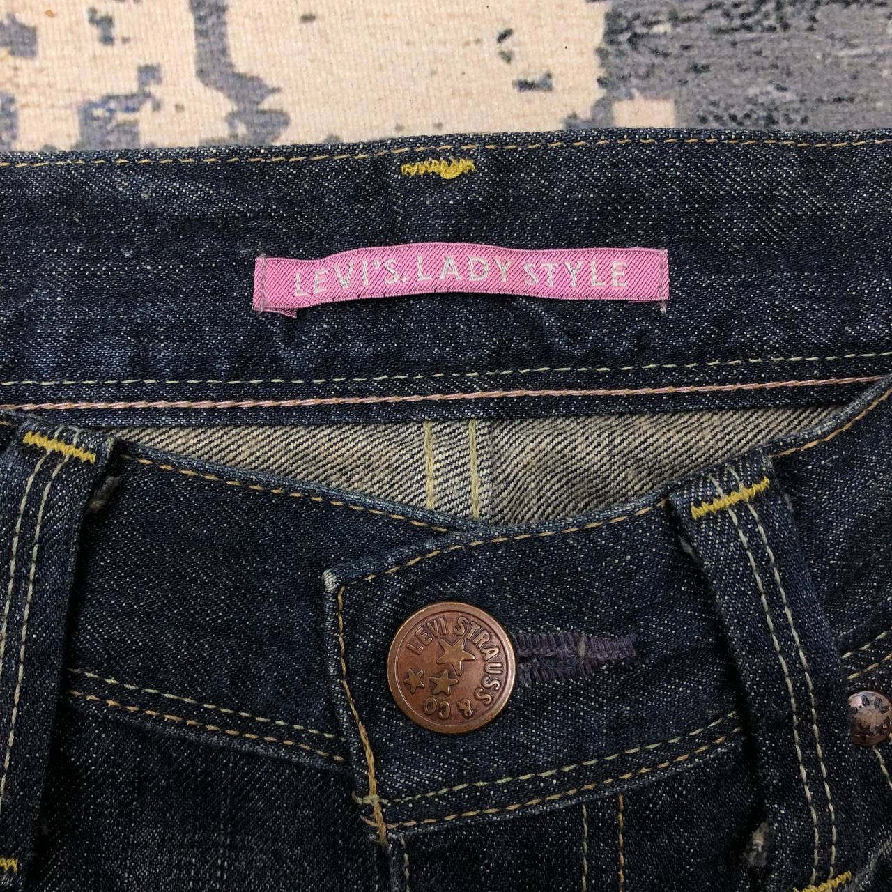 Levi's P406 LEVI'S LADY STYLE FLARED JEANS Size 33" - 5 Thumbnail