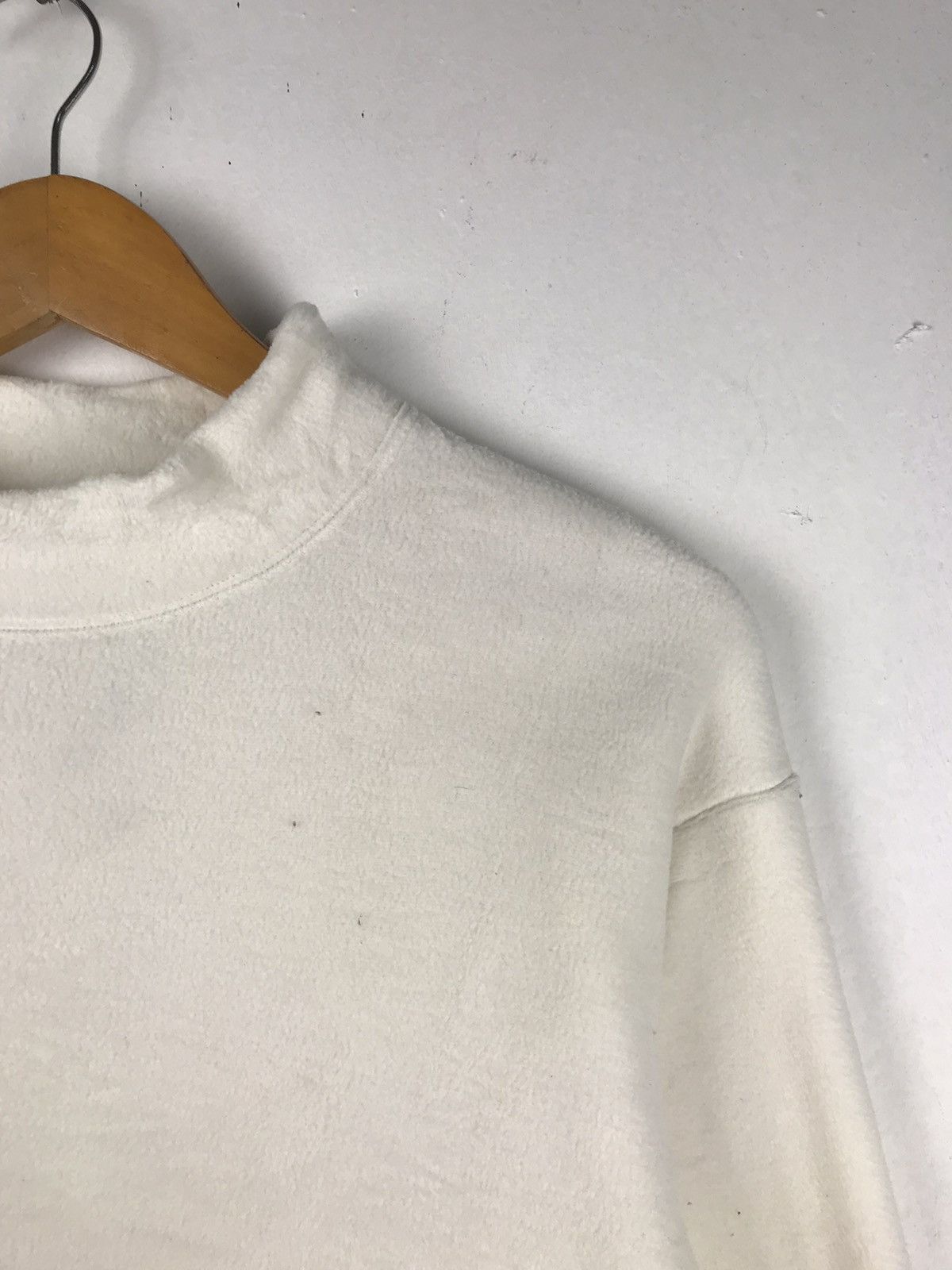 Uniqlo × Vintage × White Mountaineering Uniqlo White Mountaineering White Fleece Size US S / EU 44-46 / 1 - 5 Thumbnail