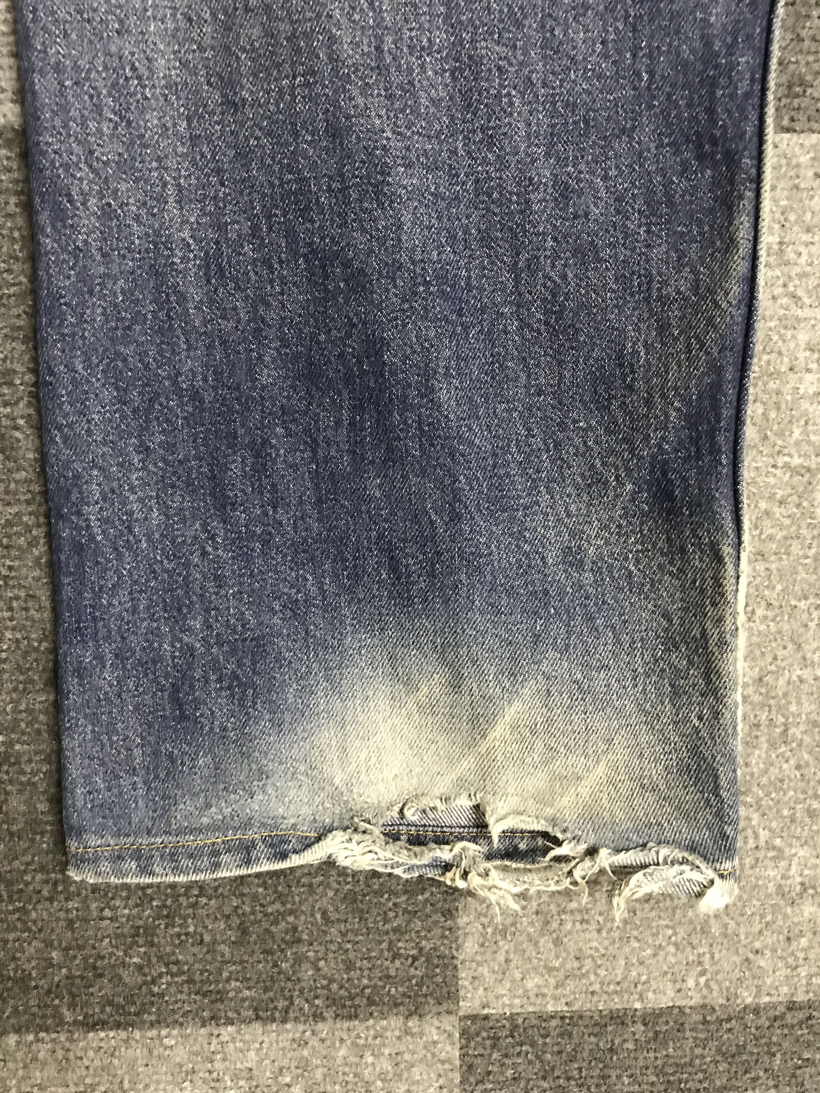 Levi's VL176- Vintage Levis 501 Blue Wash Jeans Size US 35 - 13 Thumbnail