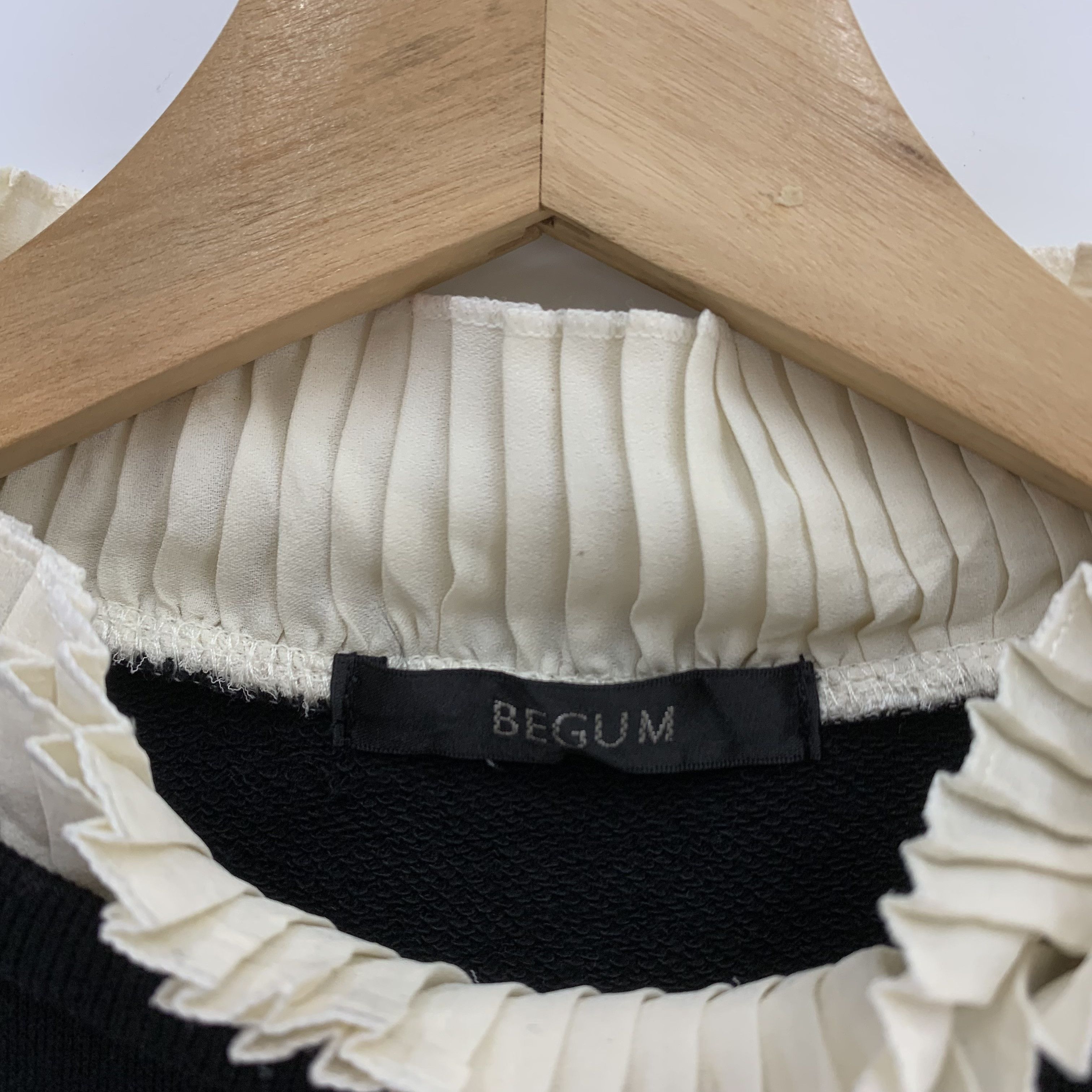 Japanese Brand Vintage Begum Sweatshirt Embroidery Oversized Size M / US 6-8 / IT 42-44 - 4 Thumbnail