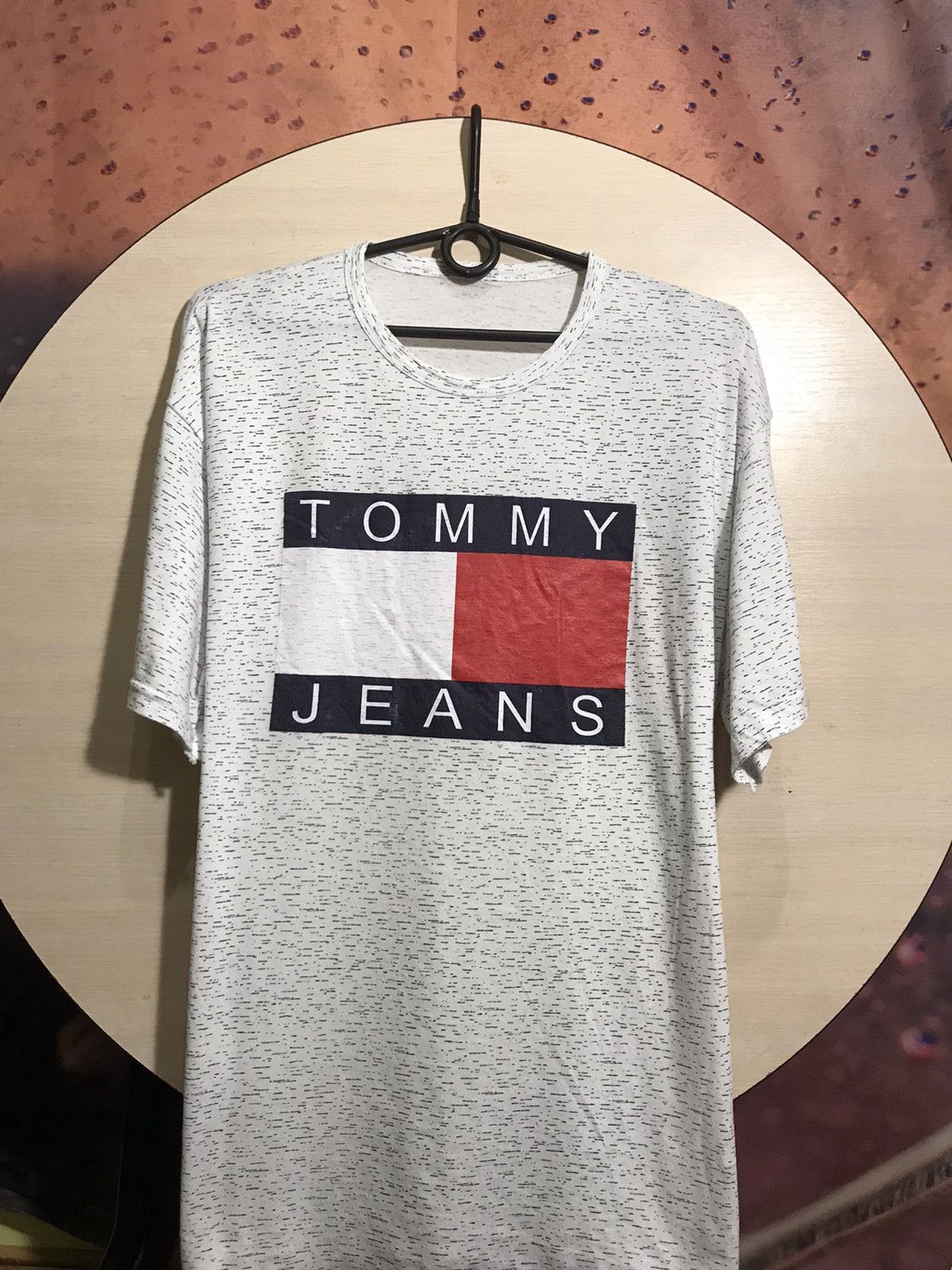 Tommy Hilfiger × Vintage Vintage Tommy Hilfiger streetwear tee Size US L / EU 52-54 / 3 - 2 Thumbnail