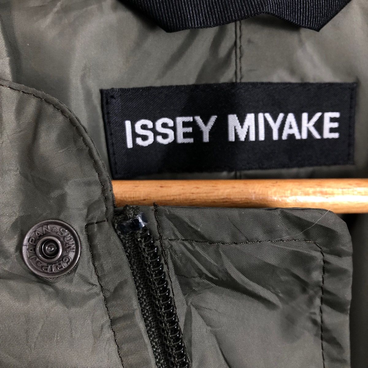 Issey Miyake Issey Miyake 2006 S/S Long Sleeve Nylon Wind Taffeta Coat Size US L / EU 52-54 / 3 - 14 Thumbnail