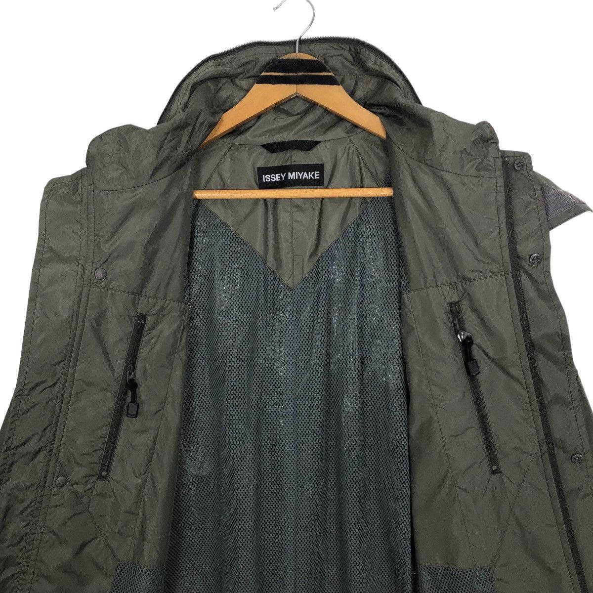 Issey Miyake Issey Miyake 2006 S/S Long Sleeve Nylon Wind Taffeta Coat Size US L / EU 52-54 / 3 - 13 Thumbnail