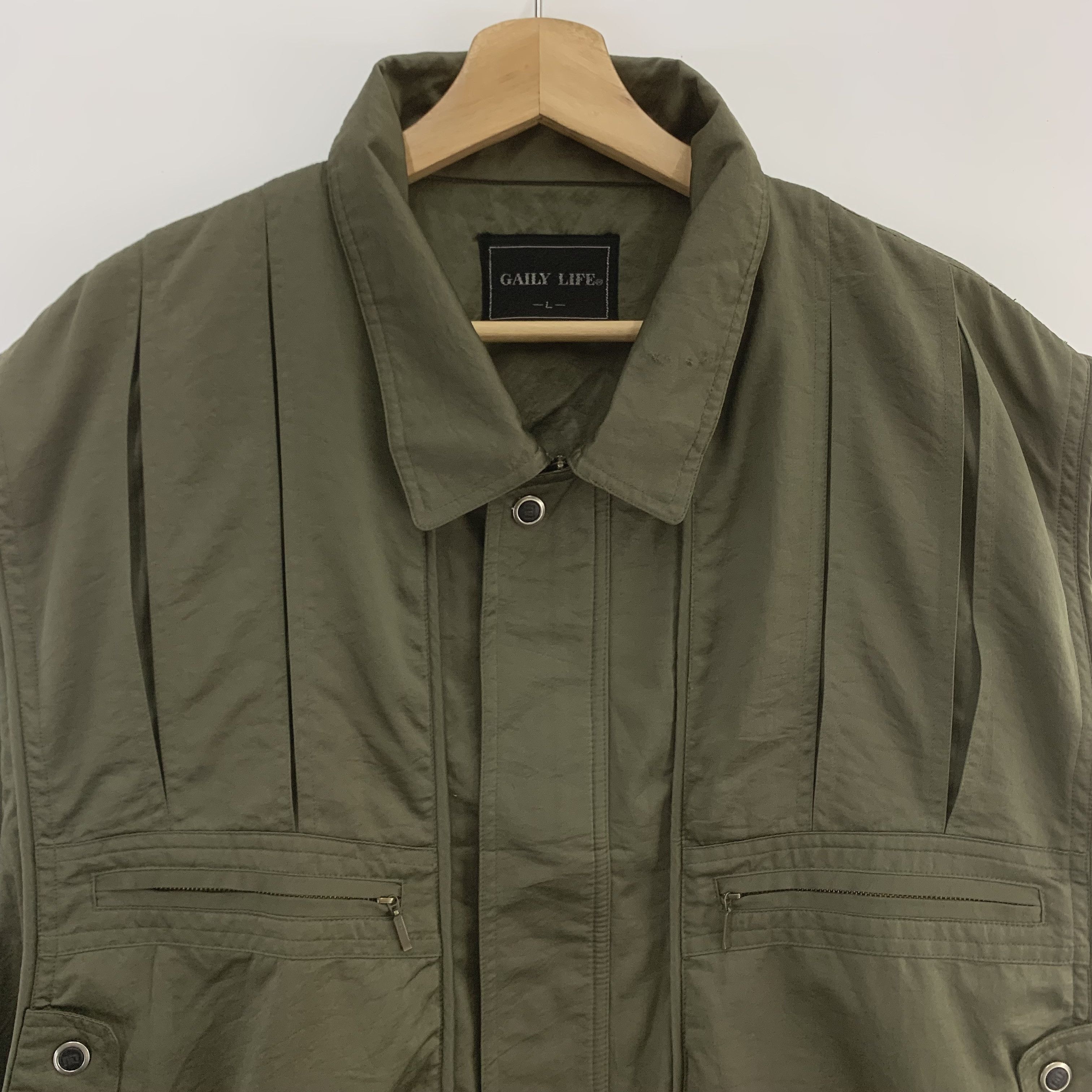 Japanese Brand Gaily Life Bomber Jacket Multipocket Olive Green Size US L / EU 52-54 / 3 - 3 Thumbnail