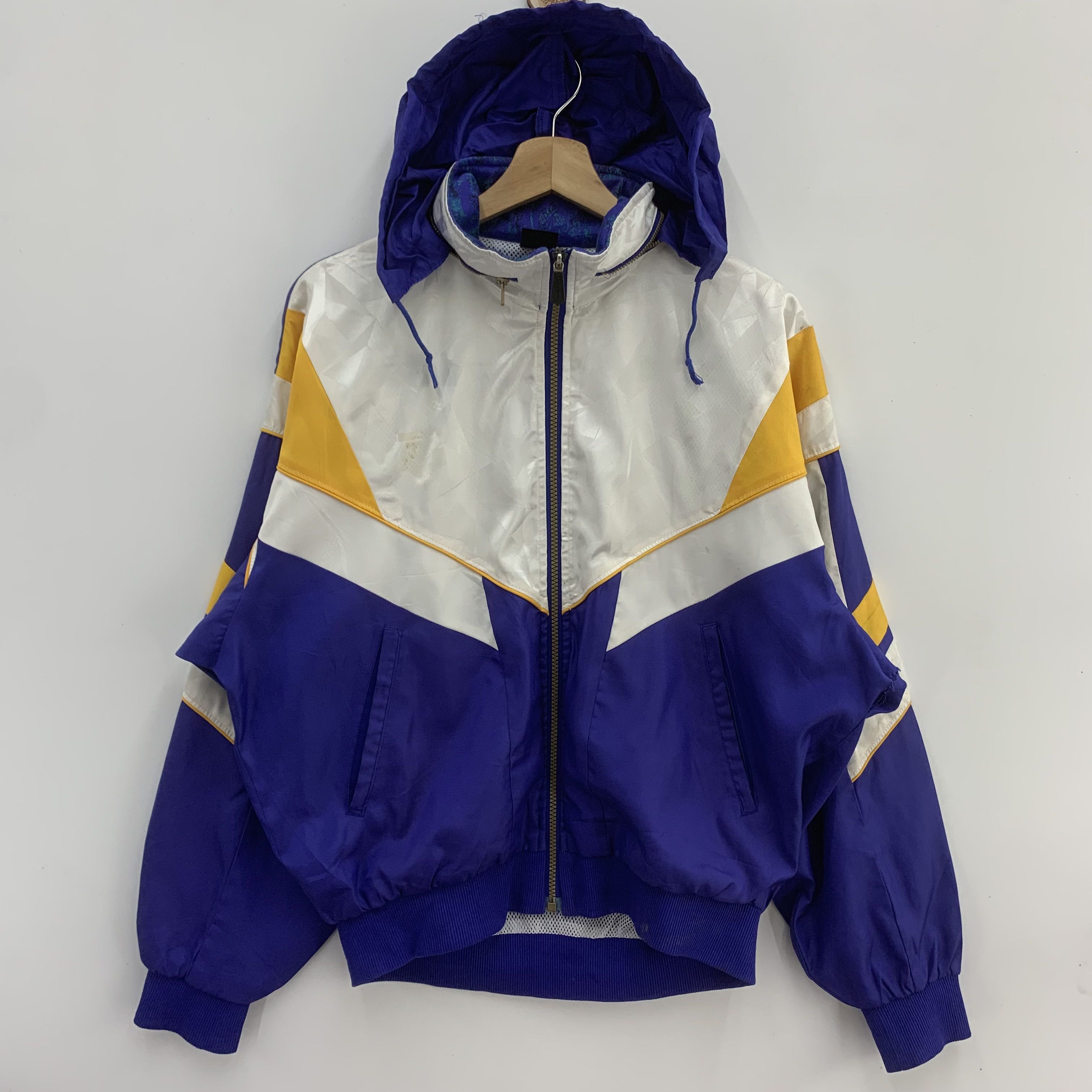 Descente × Japanese Brand × Vintage Vintage 90s Descente Jacket with Hooded | Shell Jacket Size US L / EU 52-54 / 3 - 1 Thumbnail