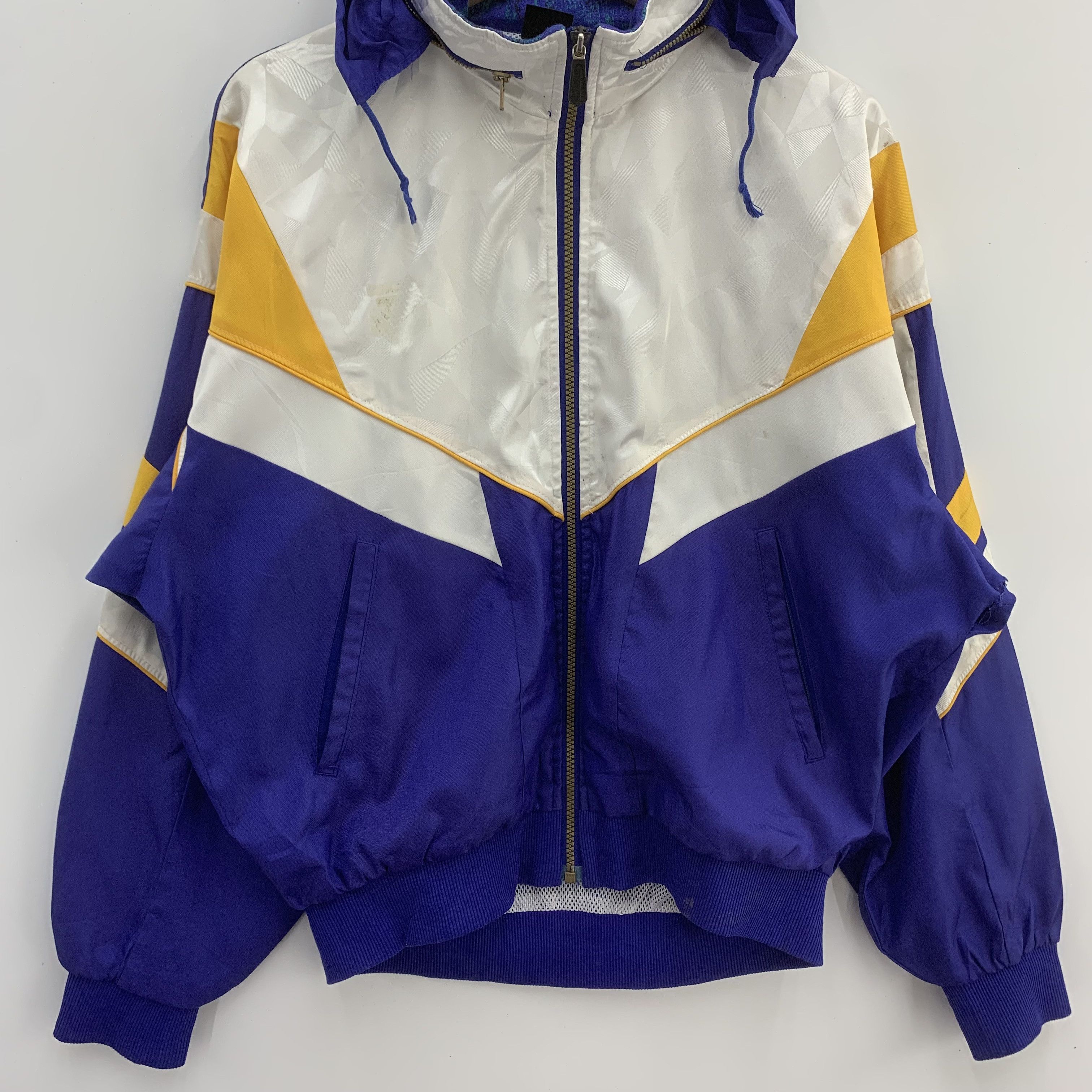 Descente × Japanese Brand × Vintage Vintage 90s Descente Jacket with Hooded | Shell Jacket Size US L / EU 52-54 / 3 - 3 Thumbnail