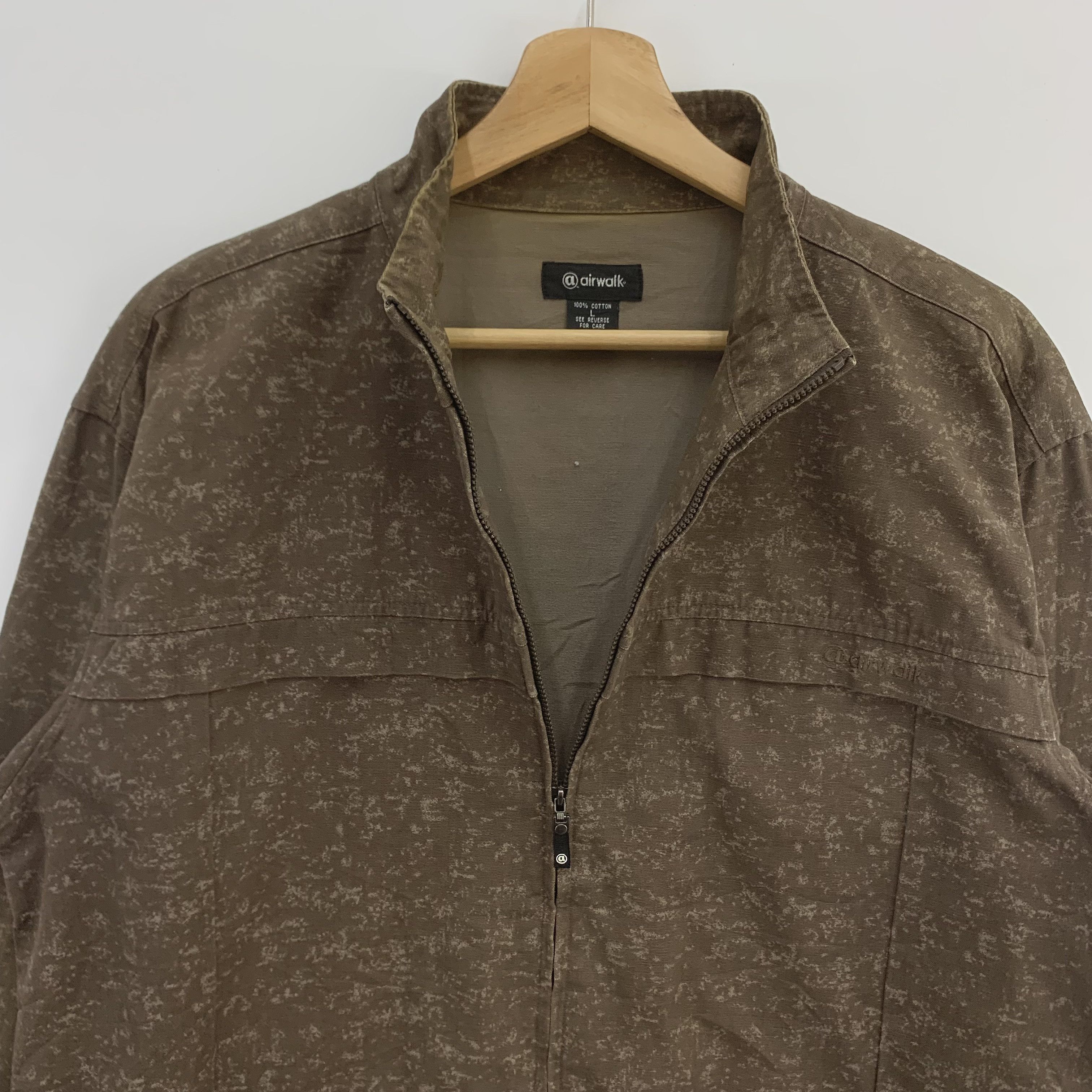 Airwalk × Japanese Brand Vintage Airwalk Jacket Camo Size US L / EU 52-54 / 3 - 4 Thumbnail