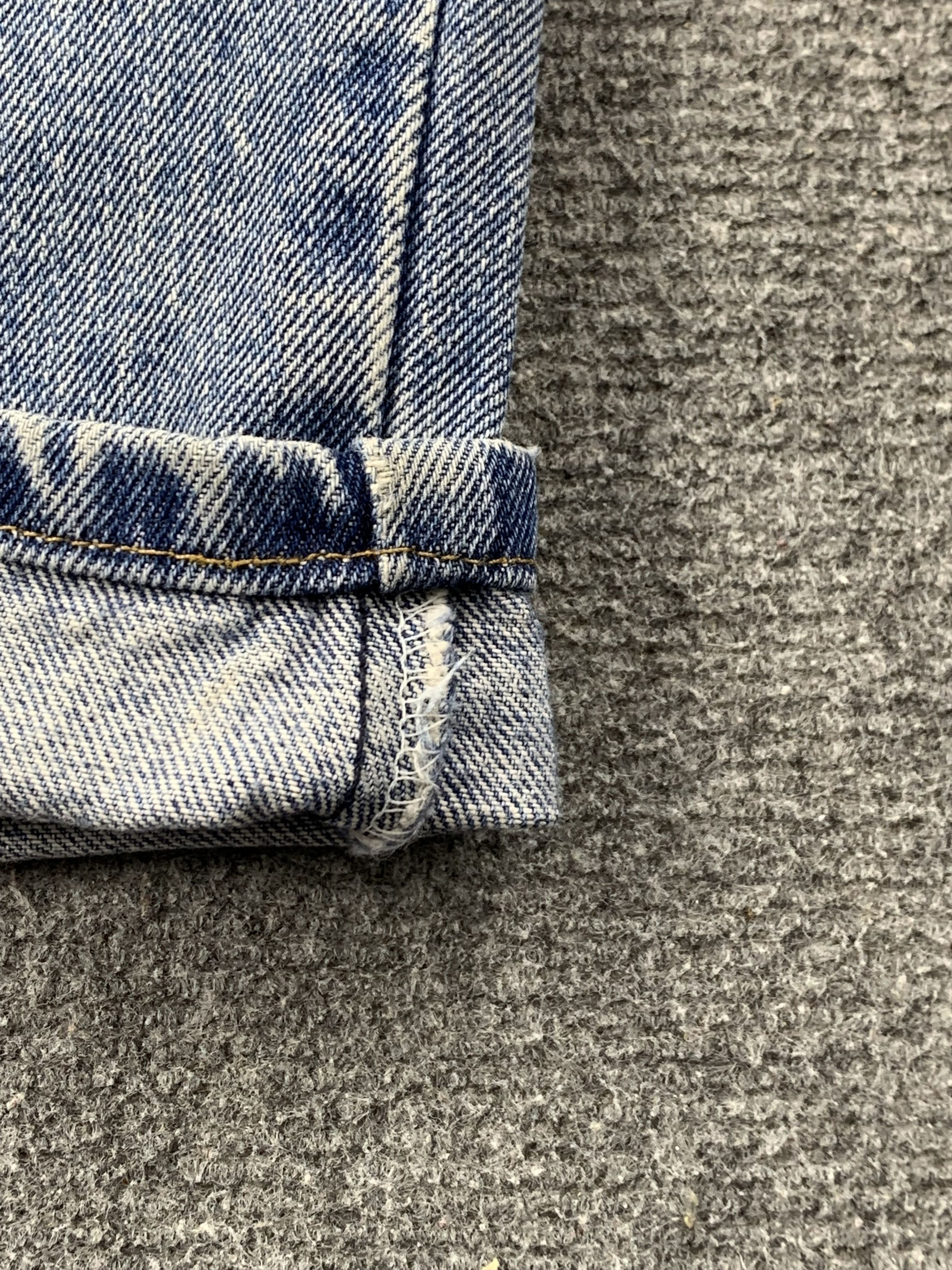 Levi's Vintage Levis 550 Faded Blue Jeans DP2205 Size US 44 / EU 60 - 9 Thumbnail