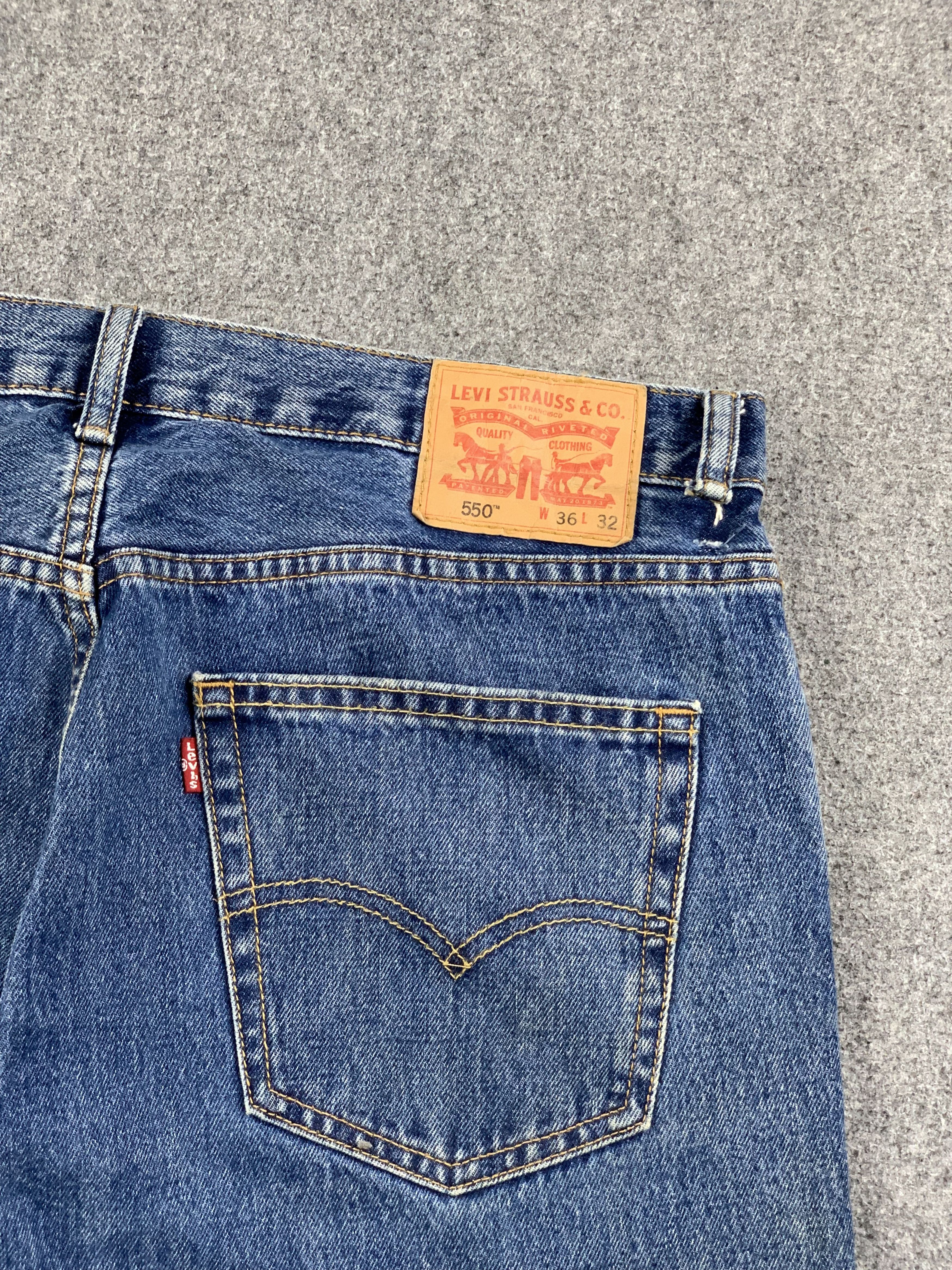 Levi's Vintage Levis 550 Light Blue Jeans DP2211 Size US 37 - 5 Thumbnail