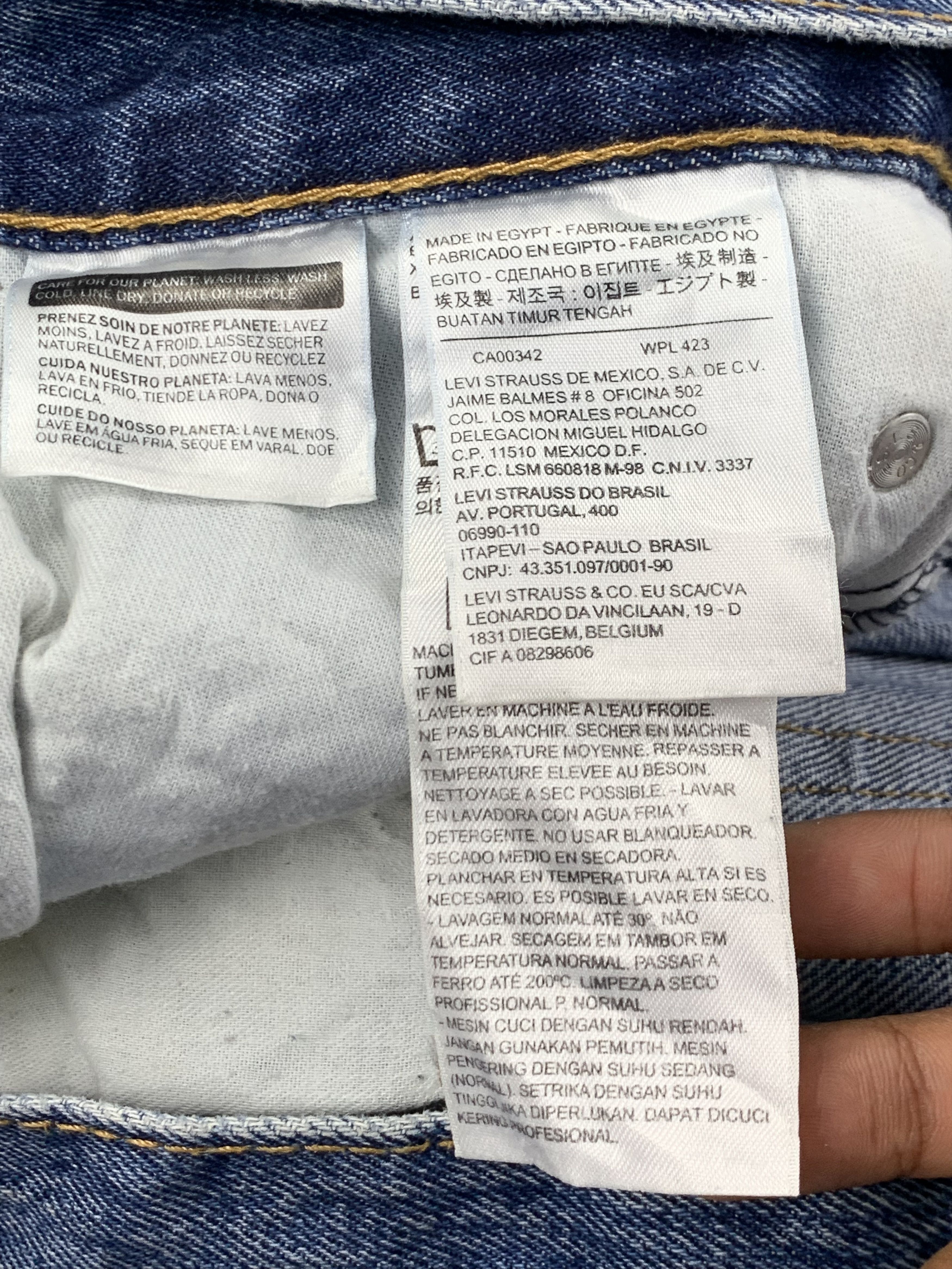 Levi's Vintage Levis 550 Light Blue Jeans DP2211 Size US 37 - 6 Thumbnail