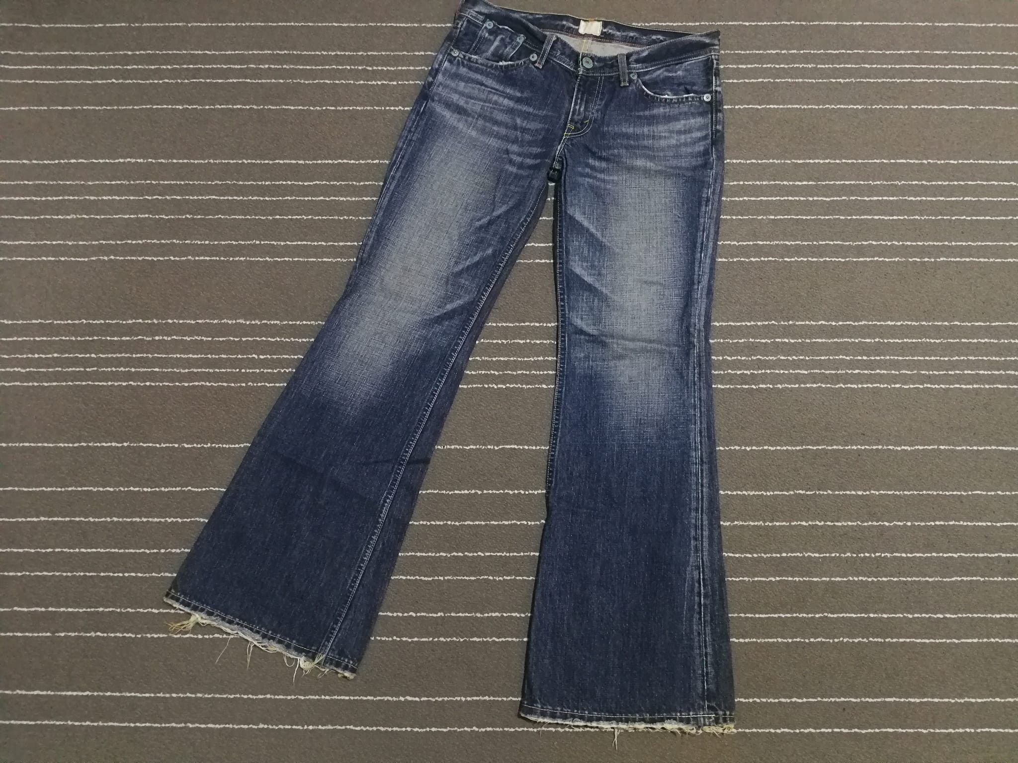 Vintage Levis Red loop boot cut ladies W33