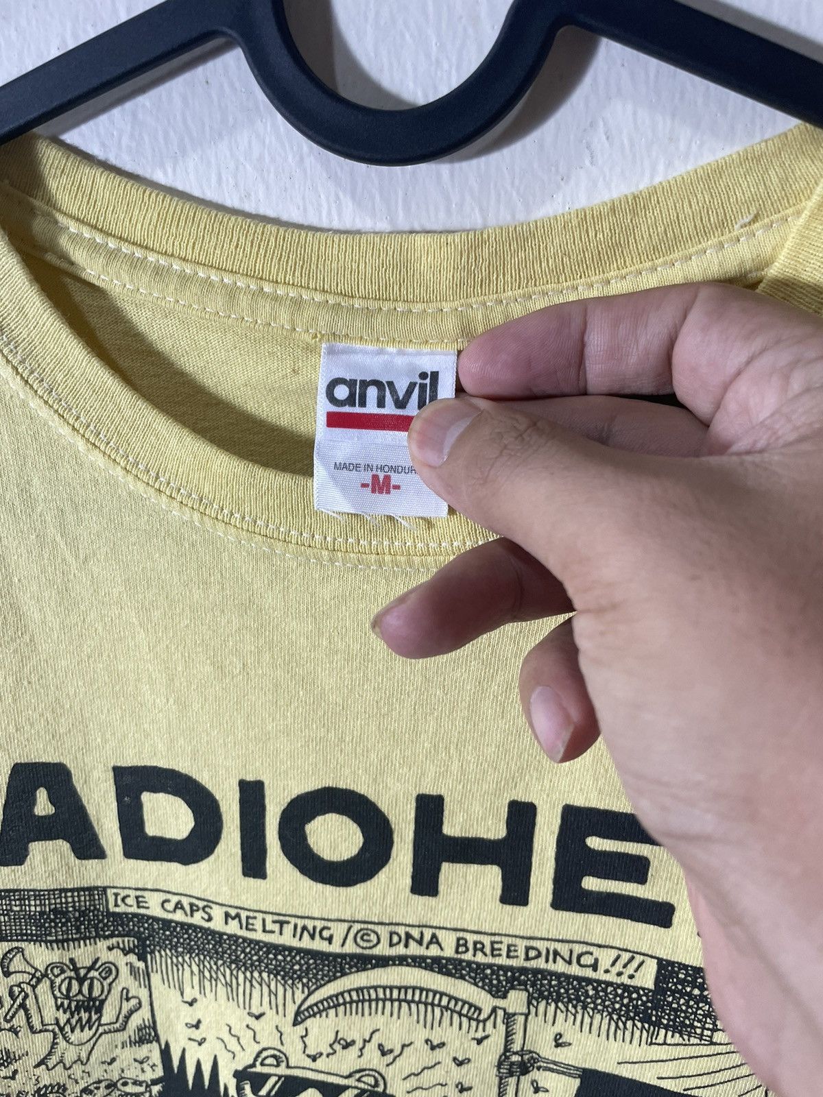 Vintage Radiohead Size US M / EU 48-50 / 2 - 3 Thumbnail
