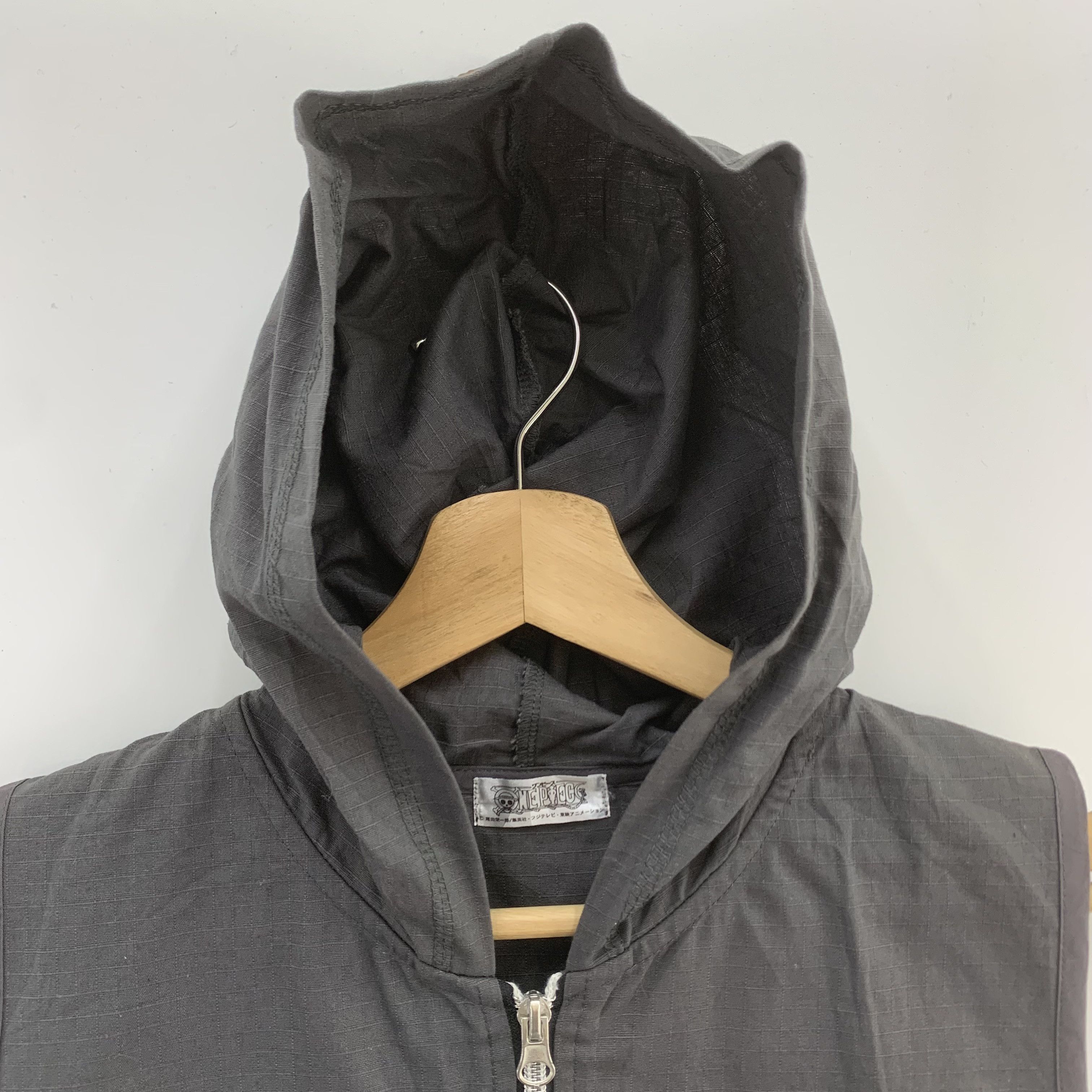 Japanese Brand × One Piece One Piece Vest Hoodie Spell Out Size US S / EU 44-46 / 1 - 3 Thumbnail