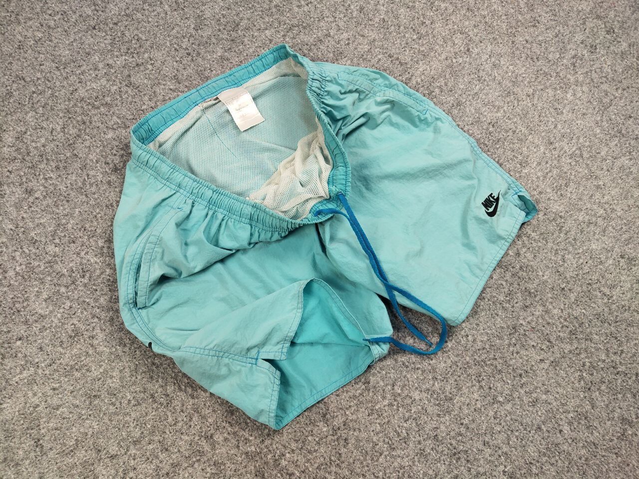 Nike Vintage 90's Nike Big Logo Swoosh Nylon Shorts Casual Size US 34 / EU 50 - 7 Thumbnail