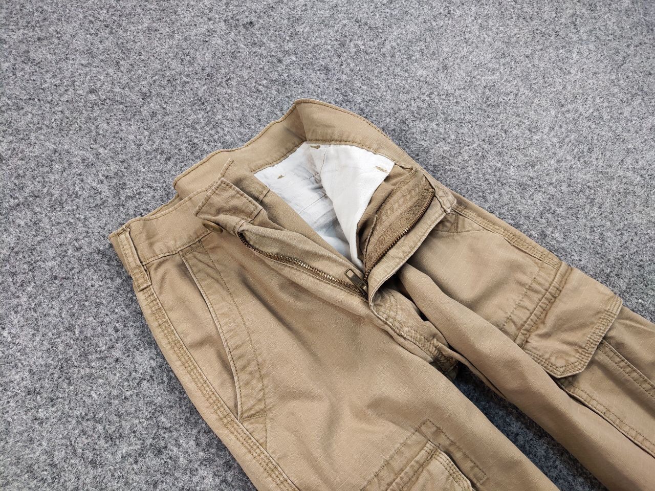 Gap Vintage 90's Gap Cargo Beige Pants Travis Scott Japan Size US 34 / EU 50 - 11 Thumbnail