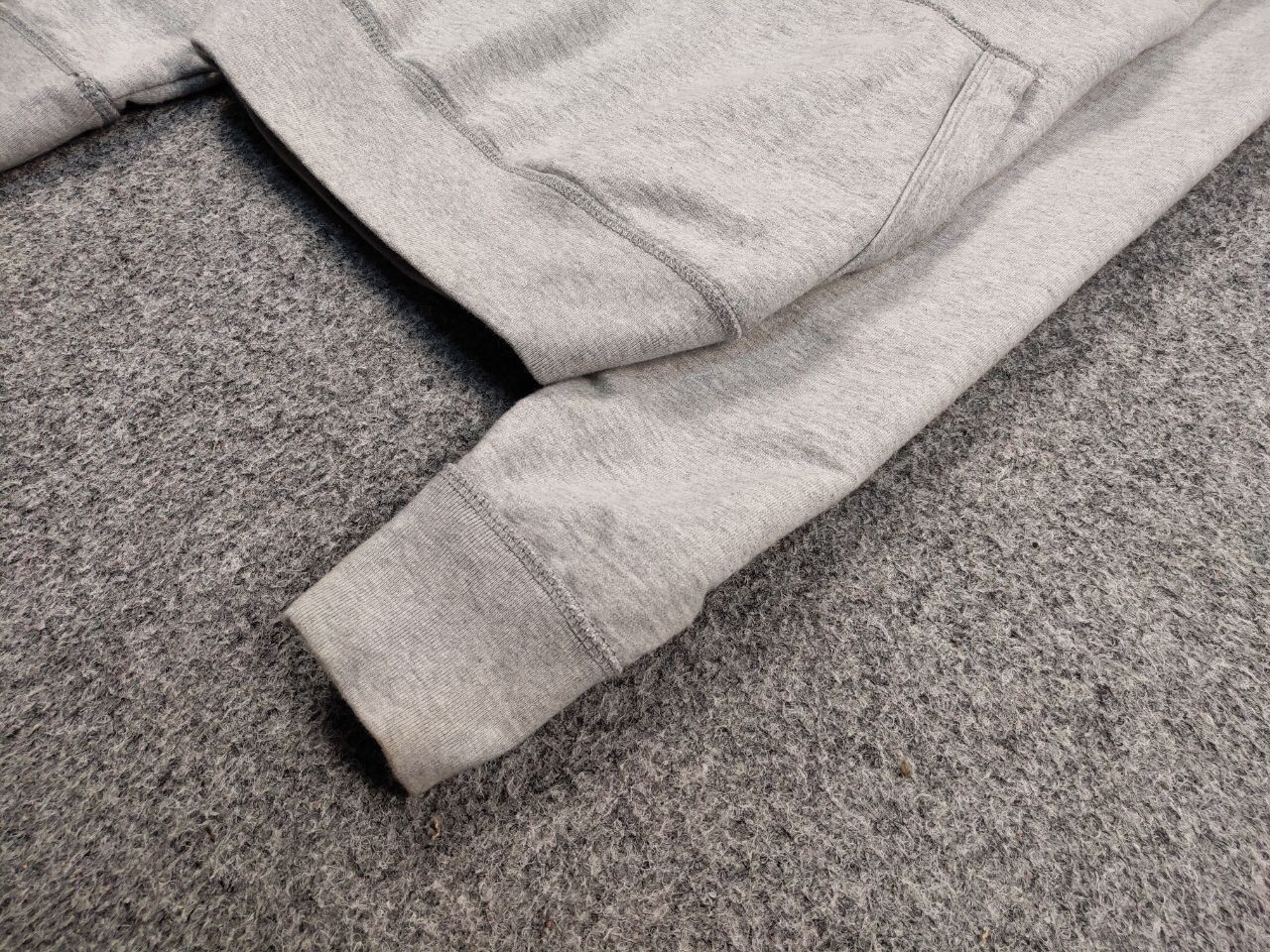 Gap Vintage Gap Blank Boxy Grey Hoodie Big Embroidered Logo Size US XL / EU 56 / 4 - 5 Thumbnail