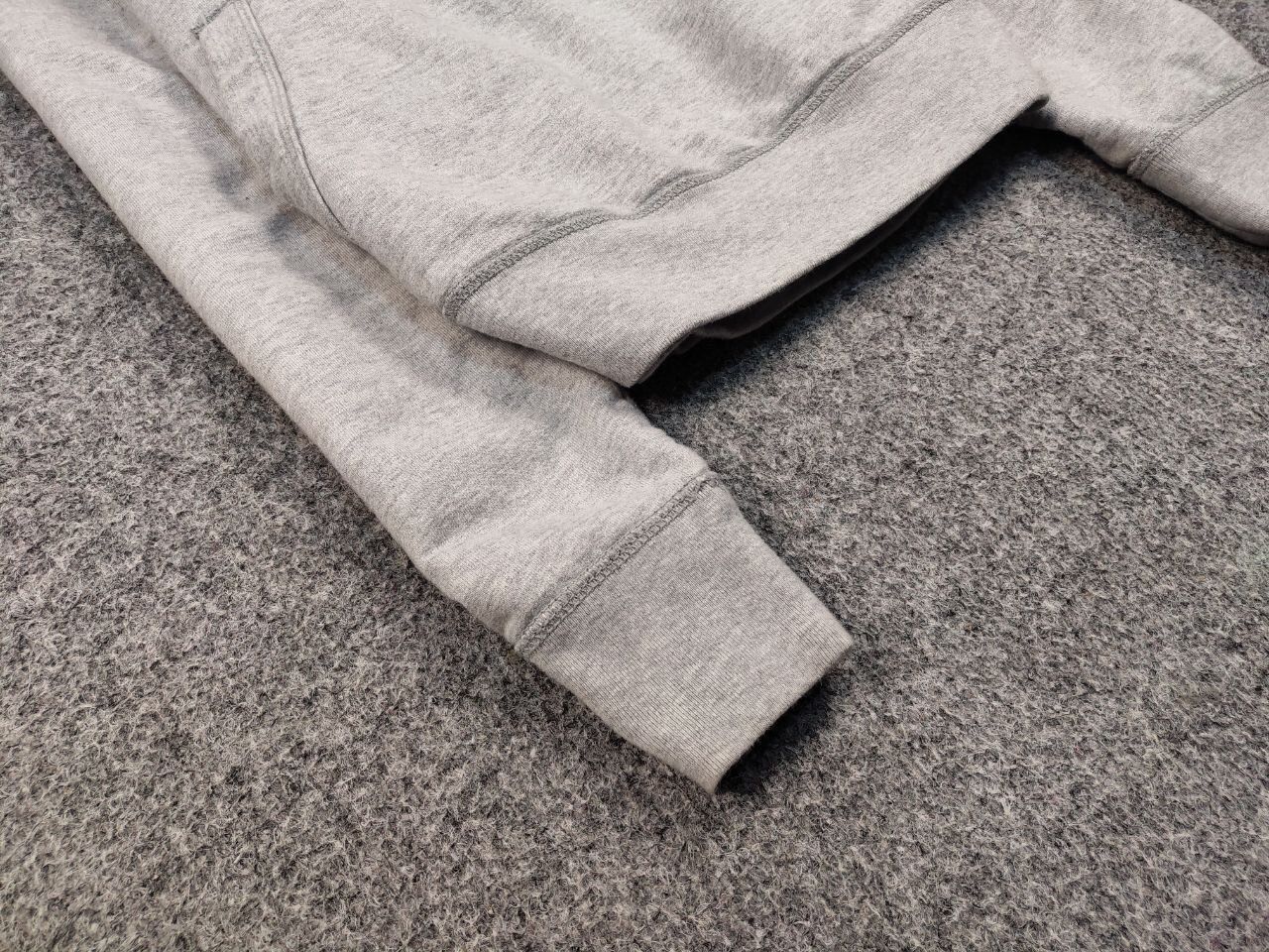 Gap Vintage Gap Blank Boxy Grey Hoodie Big Embroidered Logo Size US XL / EU 56 / 4 - 6 Thumbnail