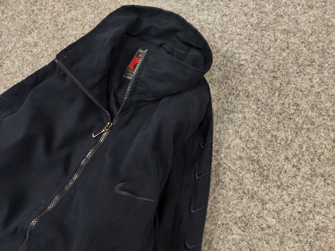 Nike Vintage 90's Nike Premier Dark Blue Logo Light Trek Jacket Size US L / EU 52-54 / 3 - 5 Thumbnail