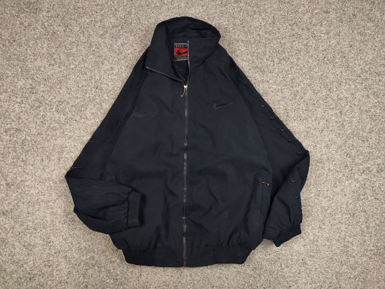 Nike Vintage 90's Nike Premier Dark Blue Logo Light Trek Jacket Size US L / EU 52-54 / 3 - 13 Thumbnail