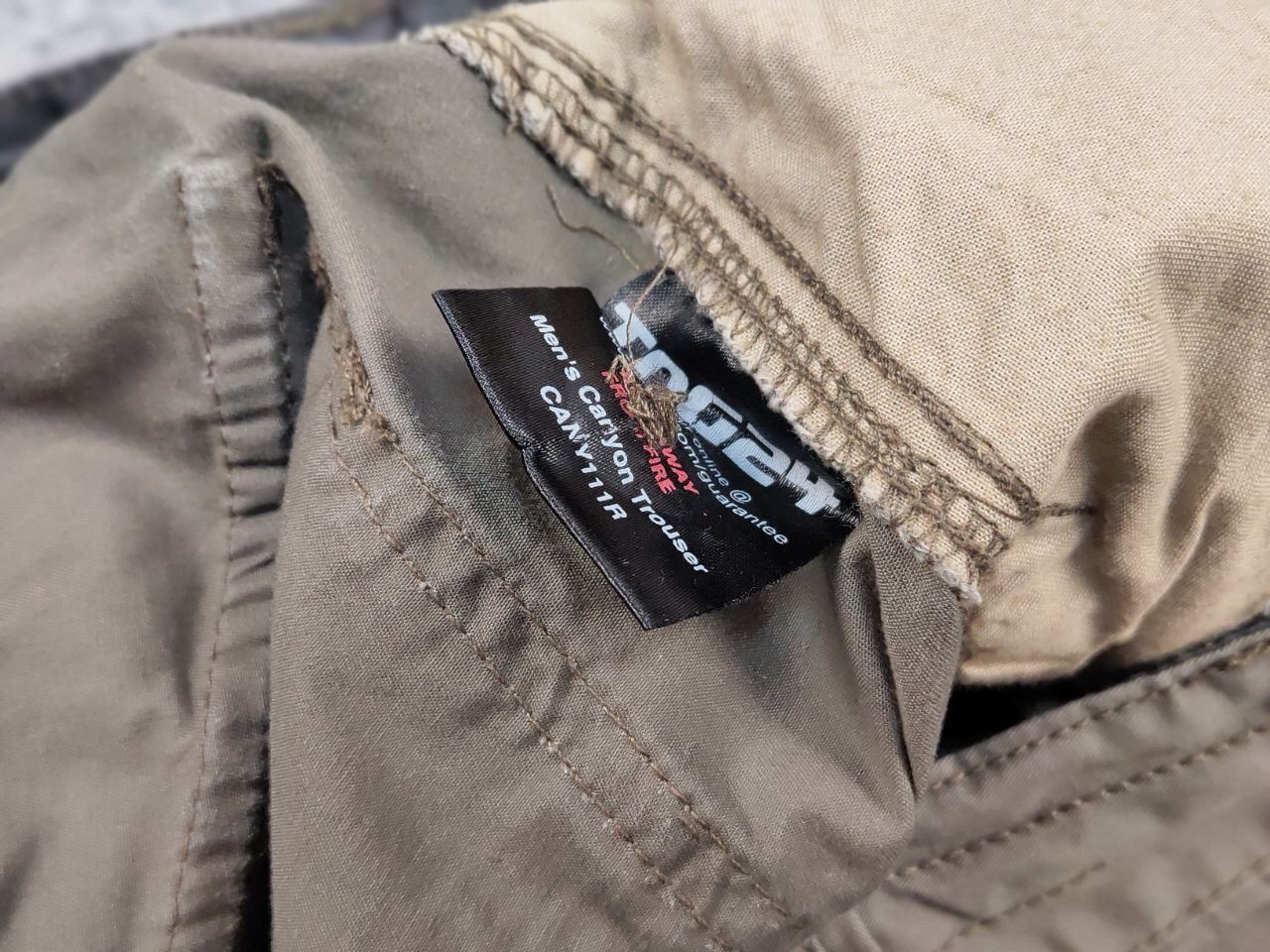 Japanese Brand Vintage Cargo Pants Travis Scott Japan Zip Pocket Olive Size US 36 / EU 52 - 20 Thumbnail