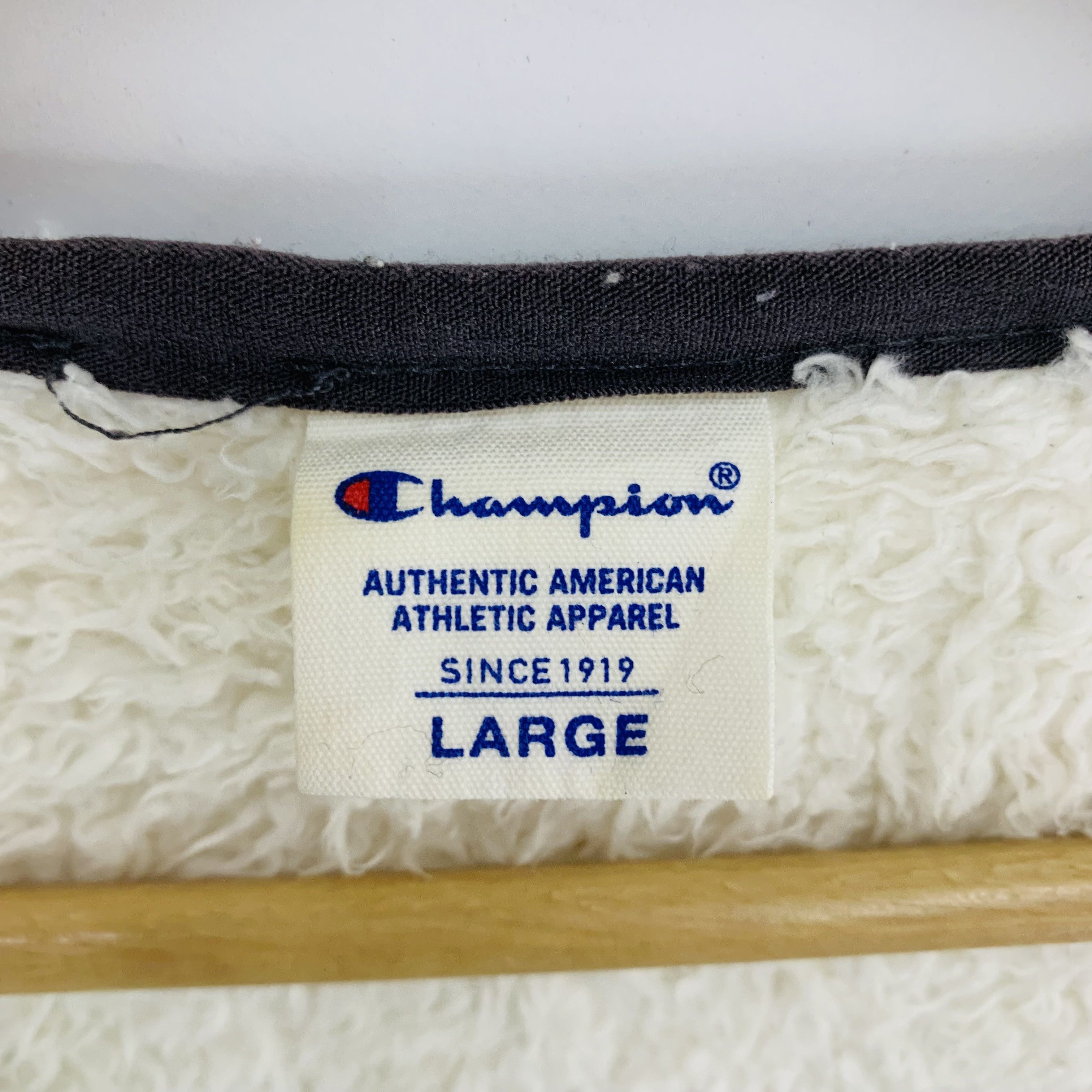 Champion Champion Faux Fur Sweater Size L / US 10 / IT 46 - 9 Thumbnail