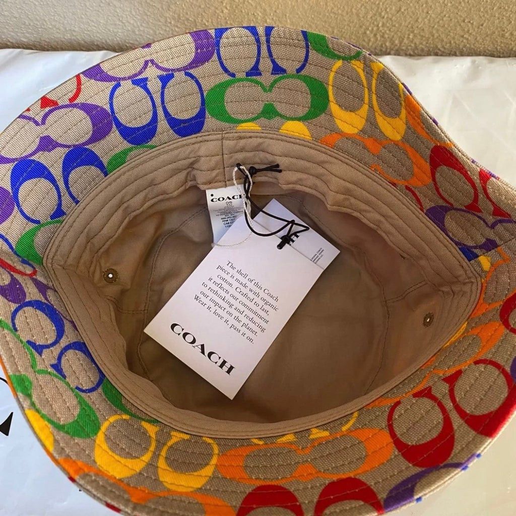coach rainbow signature Bucket Hat c9122