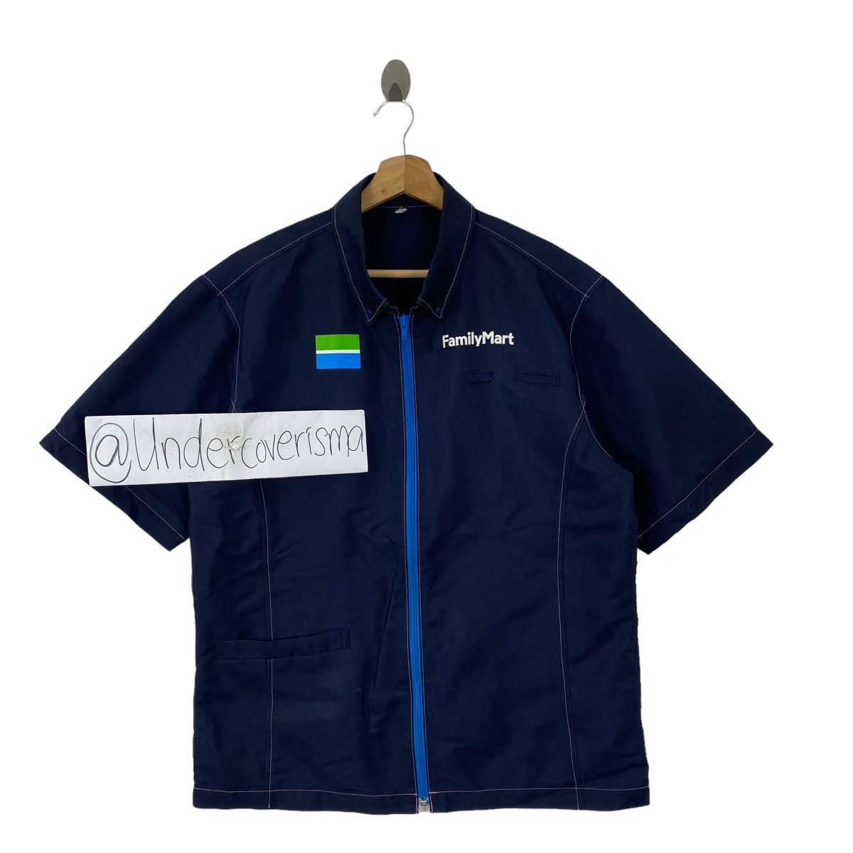 Vintage FAMILY MART Supermarket Convenience Store Staff Short Sleeve Size US L / EU 52-54 / 3 - 3 Thumbnail