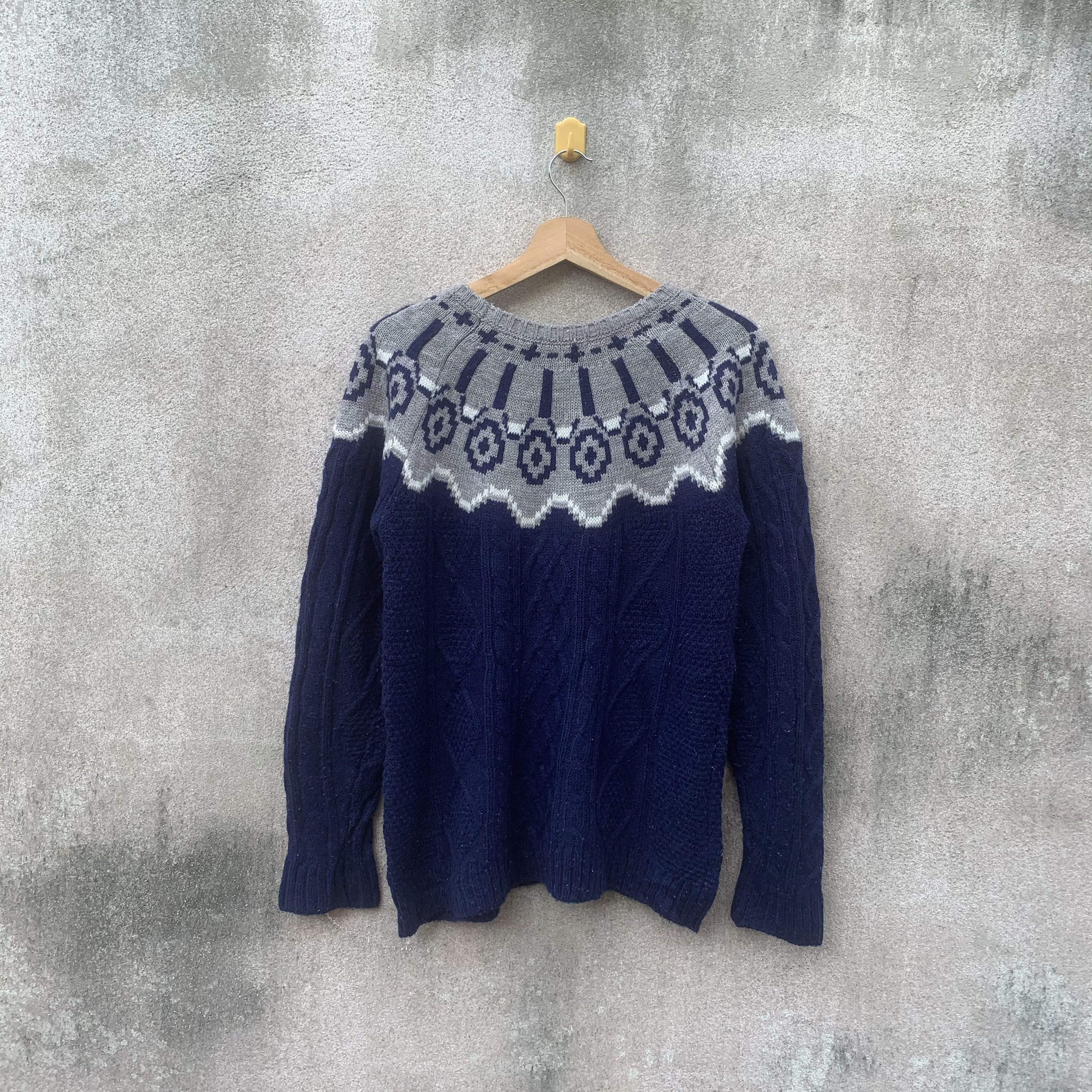 Aran Isles Knitwear Blue Tornado Isle Turnisan Knitting Southwestern Sweater Size US S / EU 44-46 / 1 - 8 Thumbnail
