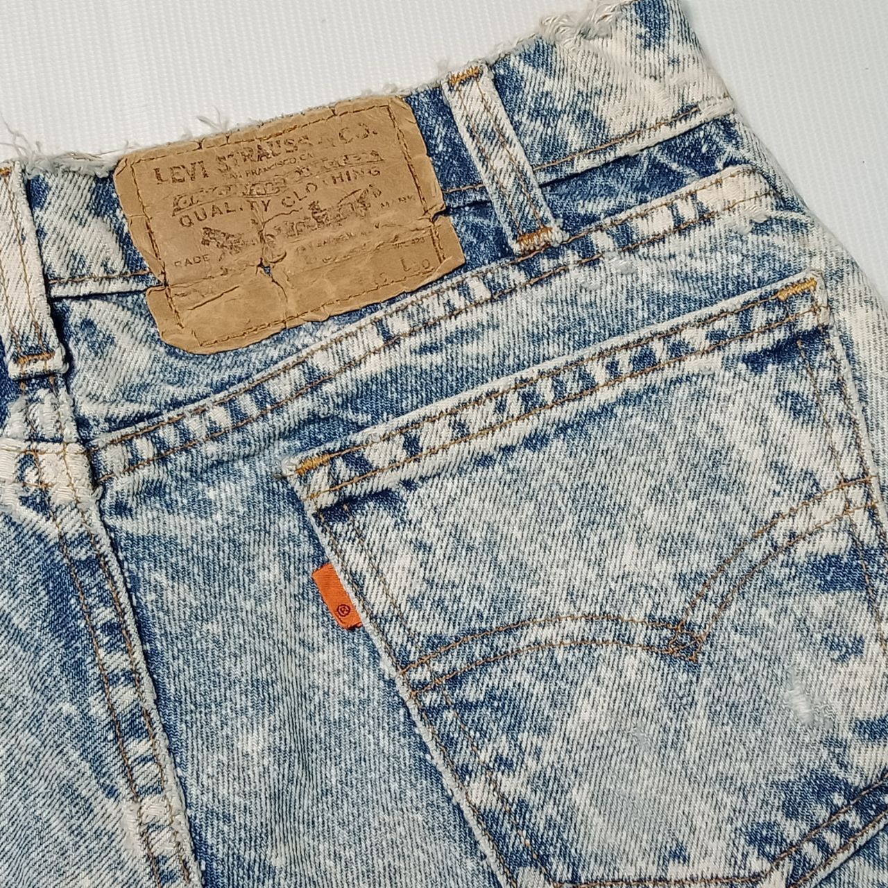 Levi's × Levi's Vintage Clothing Distressed 80s Levi's 40505-0209 Acid Wash Jeans Size US 28 / EU 44 - 5 Thumbnail