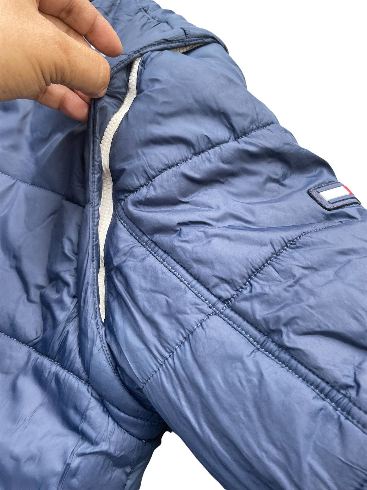 Tommy Hilfiger Tommy Hilfiger Denim Reverseable Puffer Jacket Size US XL / EU 56 / 4 - 10 Thumbnail