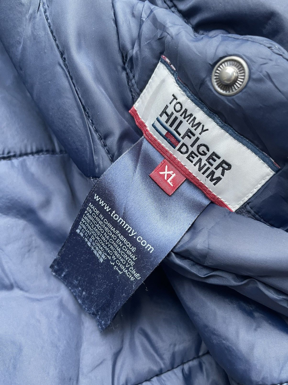 Tommy Hilfiger Tommy Hilfiger Denim Reverseable Puffer Jacket Size US XL / EU 56 / 4 - 13 Thumbnail