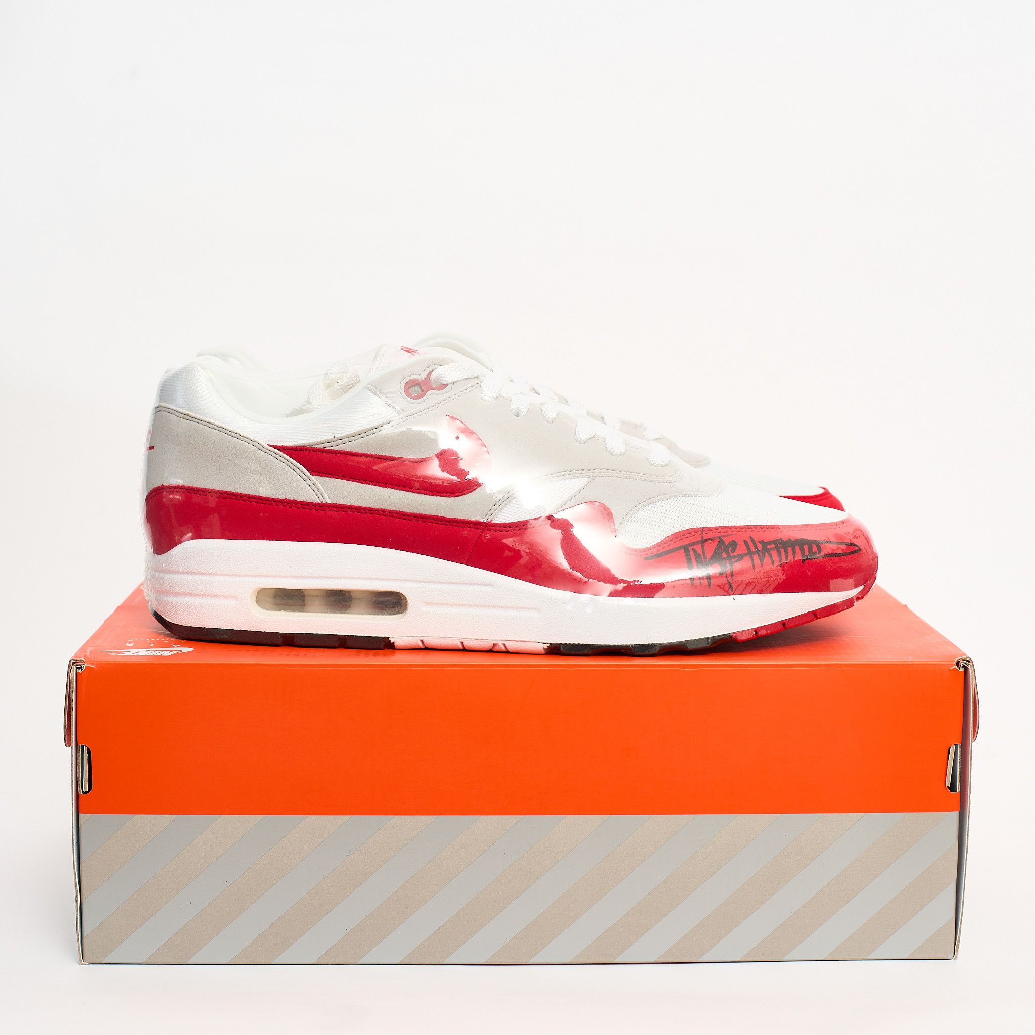 Nike Nike Air Max 1 Anniversary Red Autographed Tinker Hatfield Size US 12 / EU 45 - 1 Thumbnail
