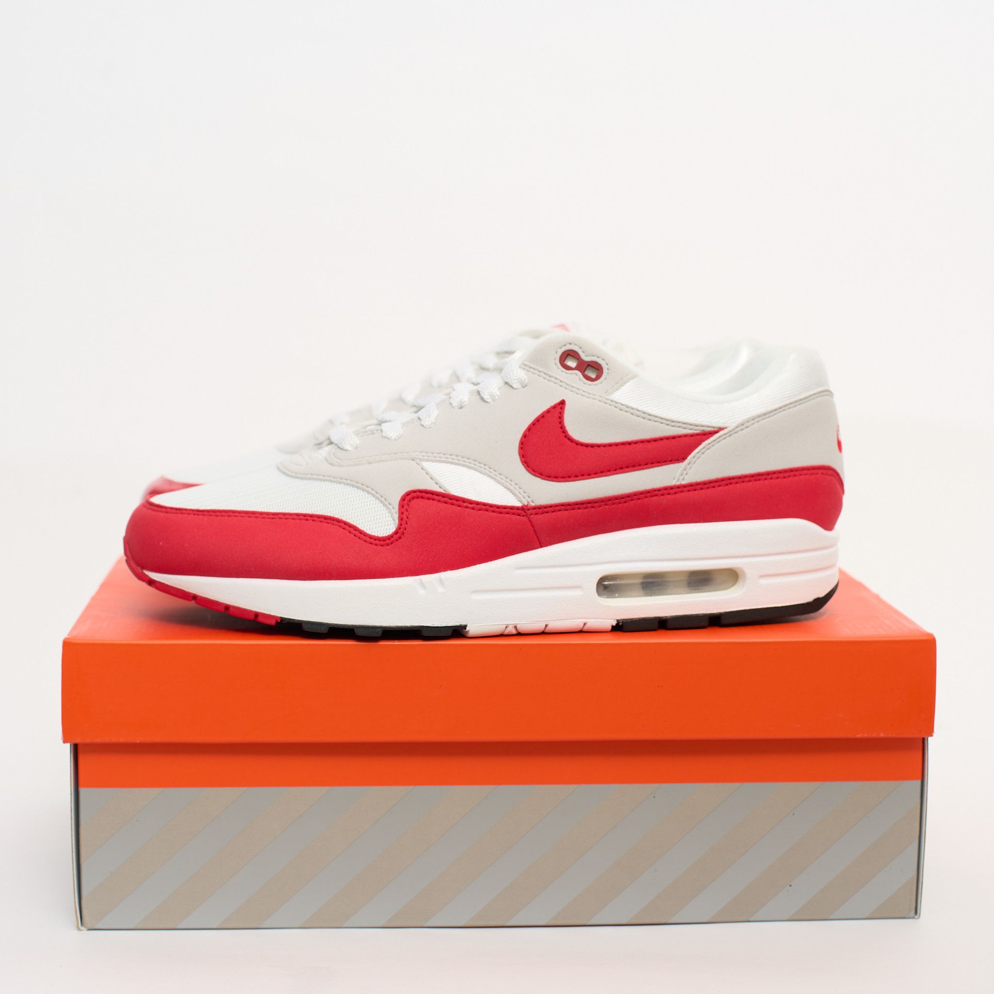 Nike Nike Air Max 1 Anniversary Red Autographed Tinker Hatfield Size US 12 / EU 45 - 4 Thumbnail