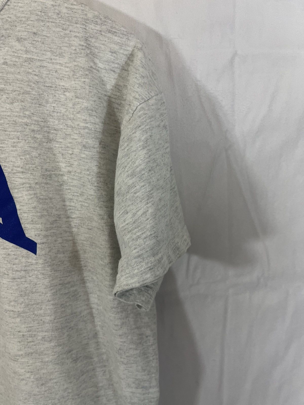 Russell Athletic × Vintage Vintage Russell Athletic Distressed Tee Size US L / EU 52-54 / 3 - 11 Thumbnail
